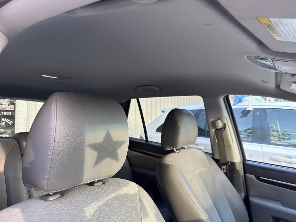 Hyundai Santa Fe  2012