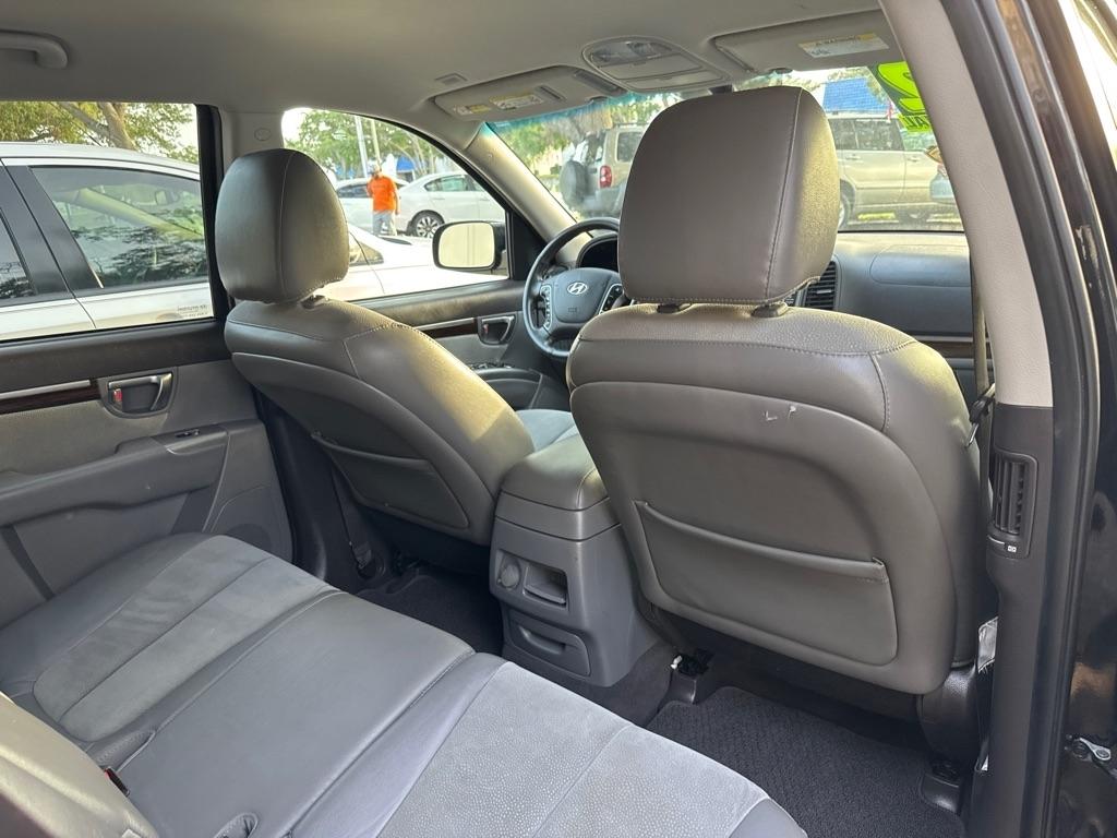 Hyundai Santa Fe  2012