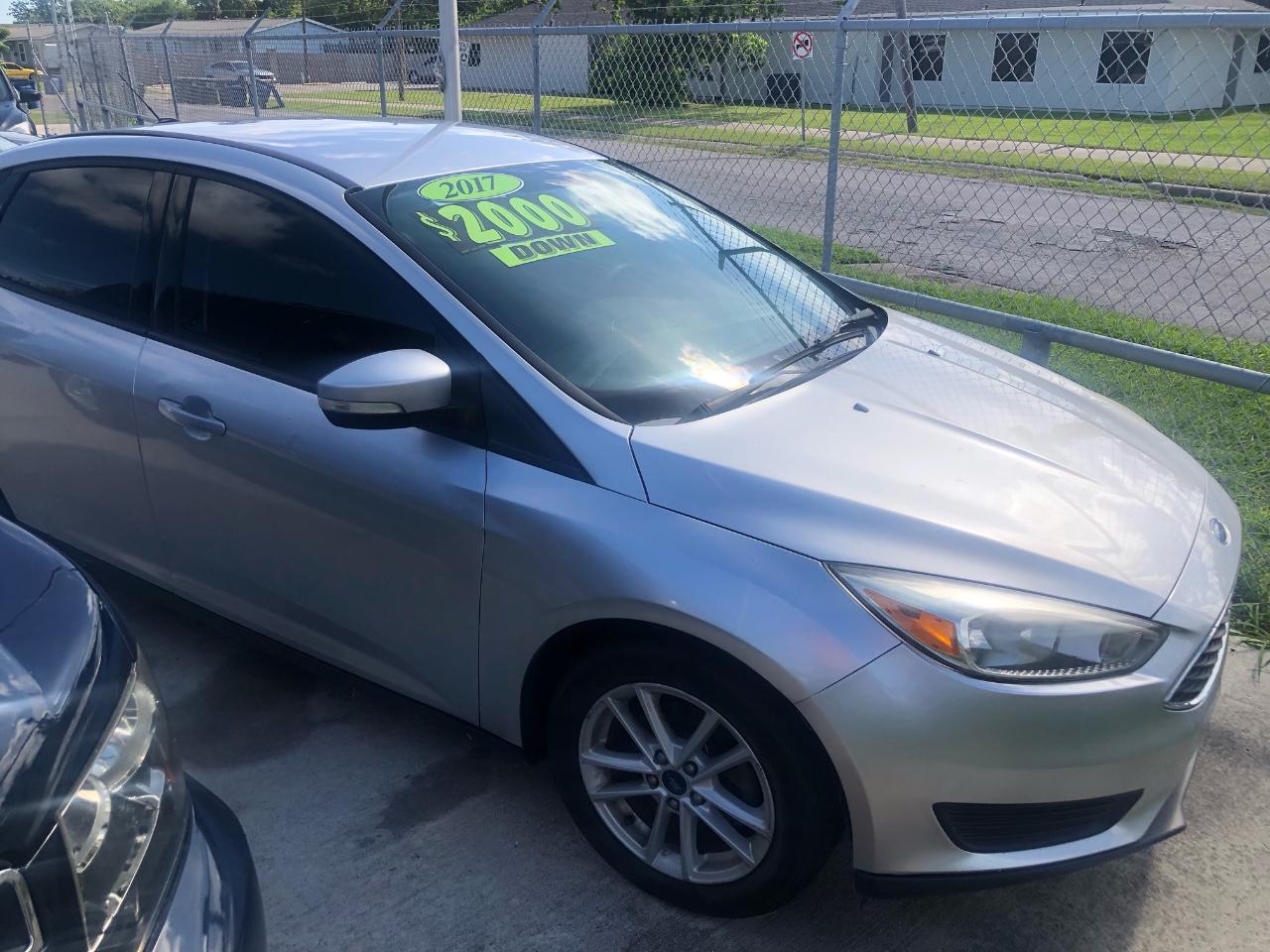 2017 Ford Focus SE Sedan