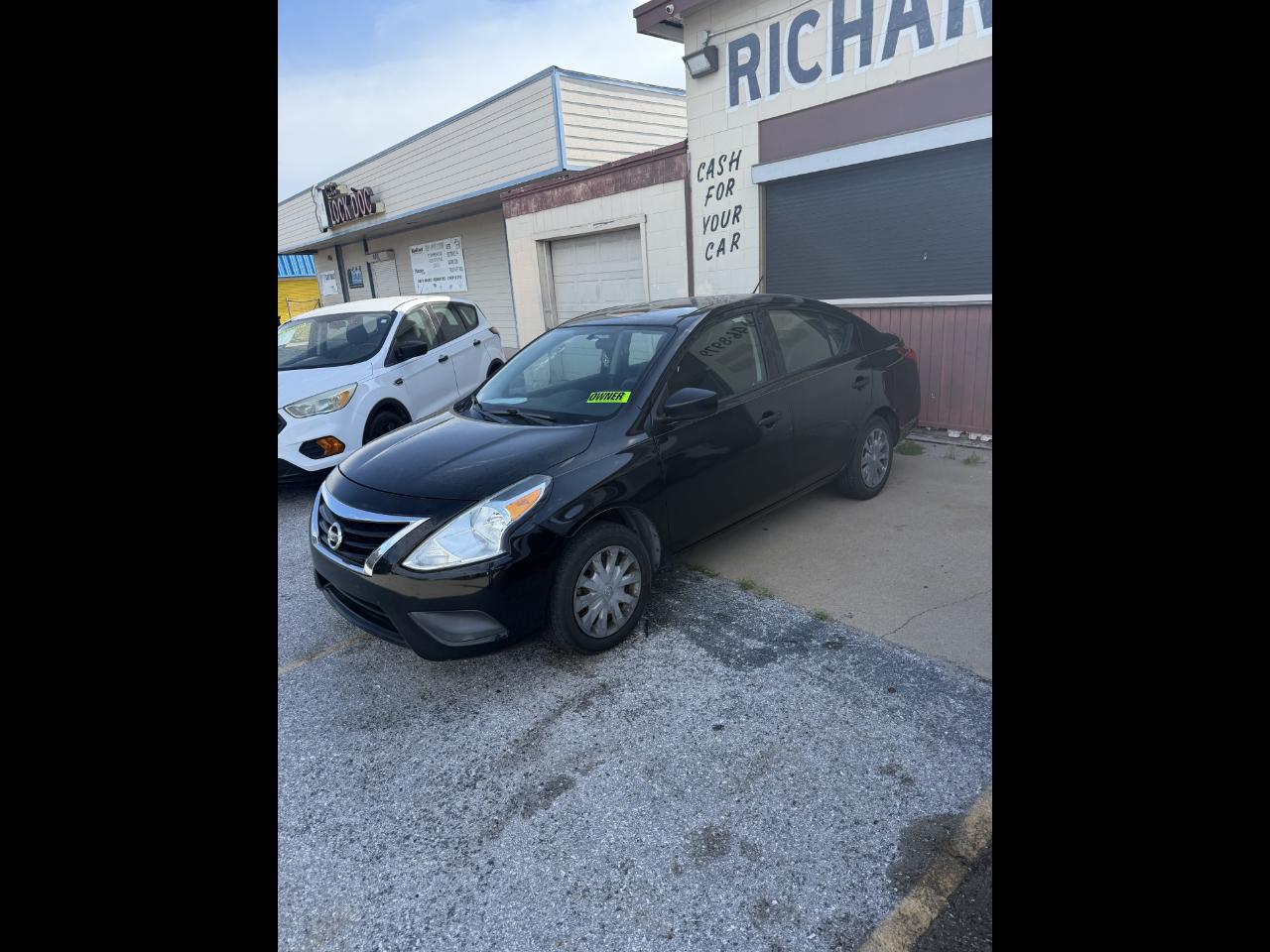 2018 Nissan Versa 1.6 S 5M