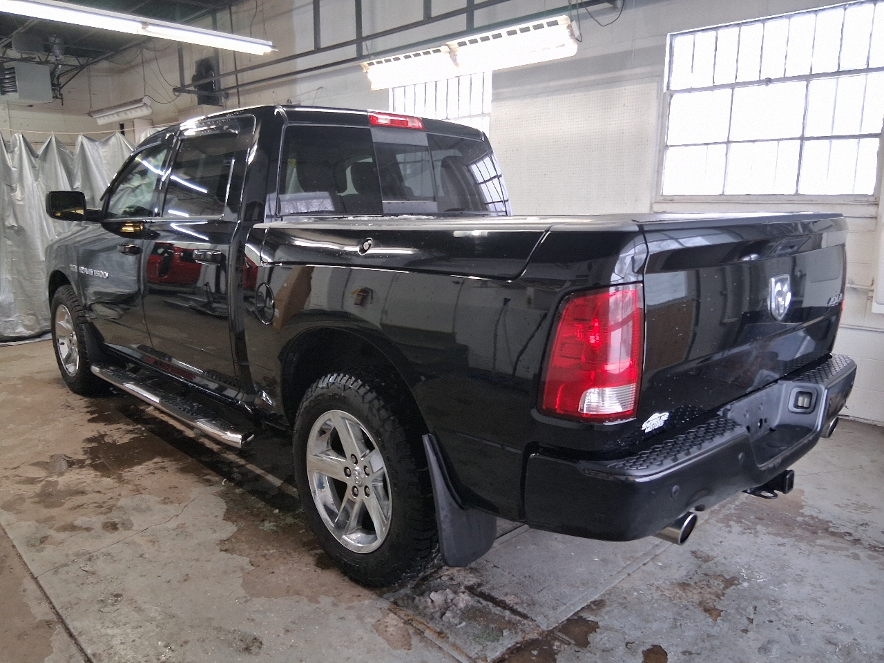 RAM 1500 Sport Crew Cab 4WD 2012