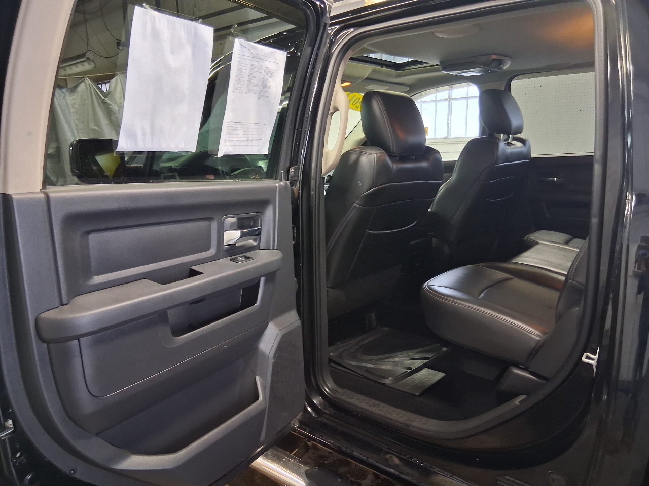 RAM 1500 Sport Crew Cab 4WD 2012