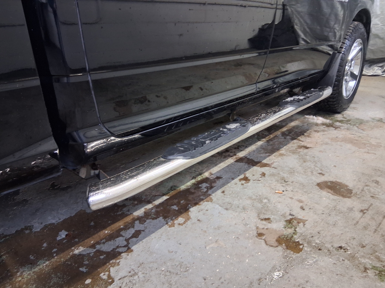 RAM 1500 Sport Crew Cab 4WD 2012