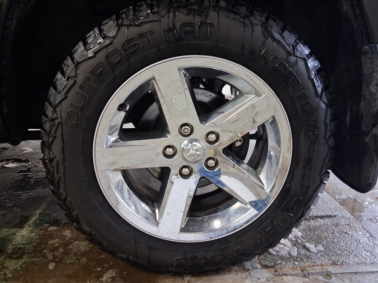 RAM 1500 Sport Crew Cab 4WD 2012