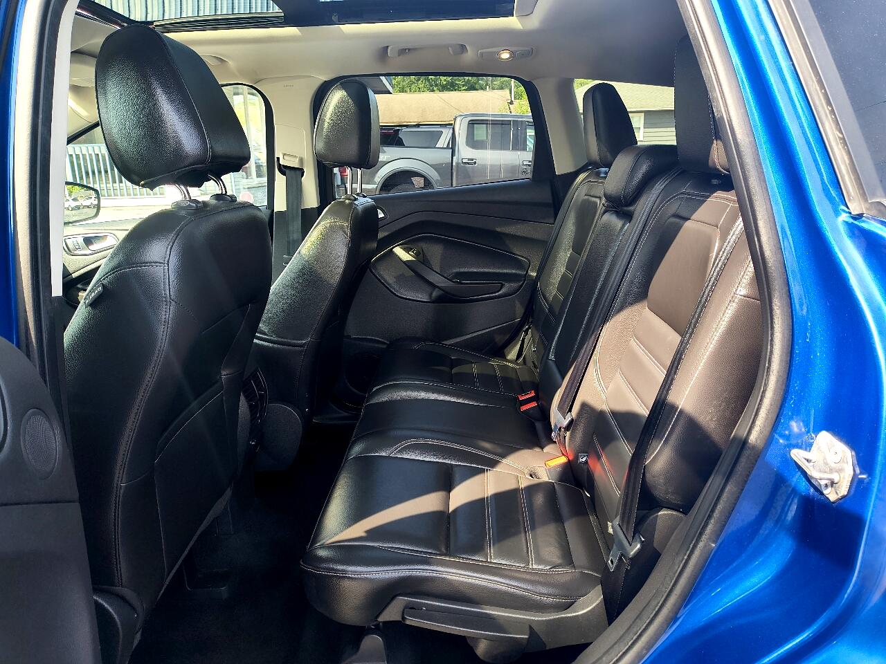 Ford Escape Titanium 4WD 2017 Ford Escape Titanium 4WD 2017