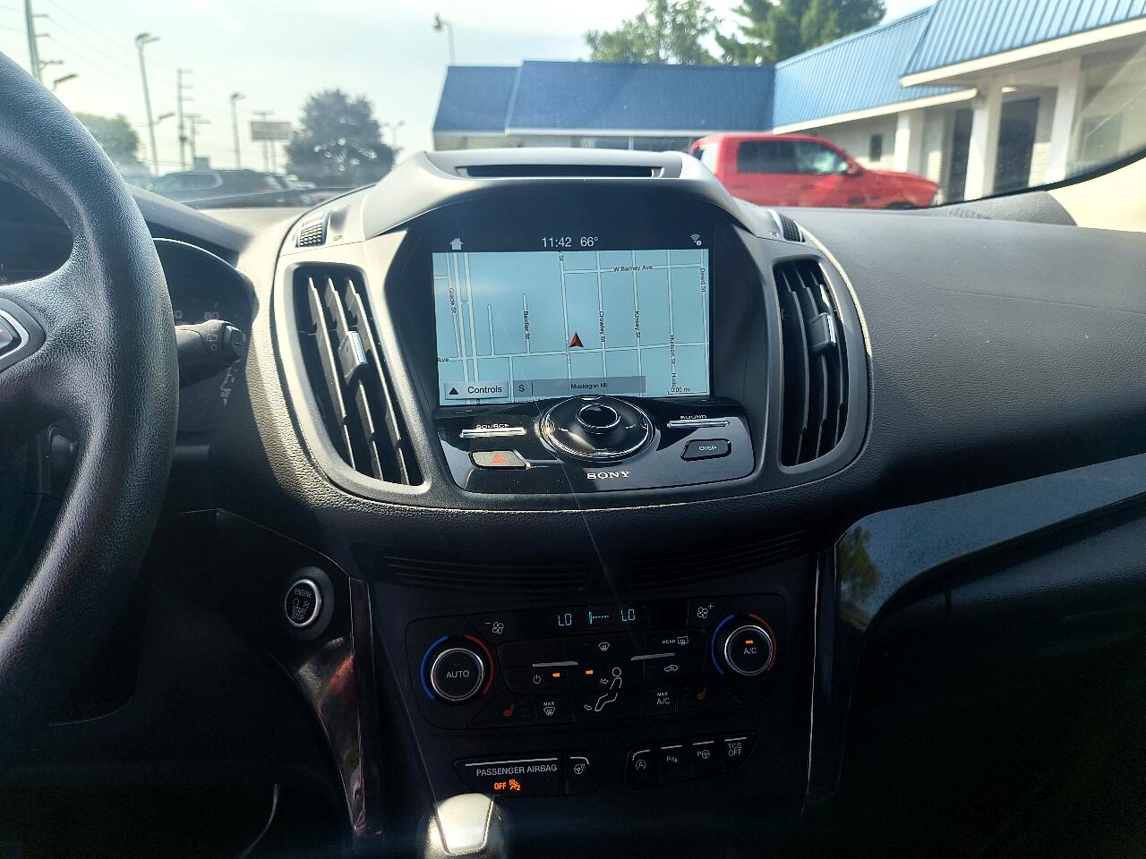 Ford Escape Titanium 4WD 2017 Ford Escape Titanium 4WD 2017