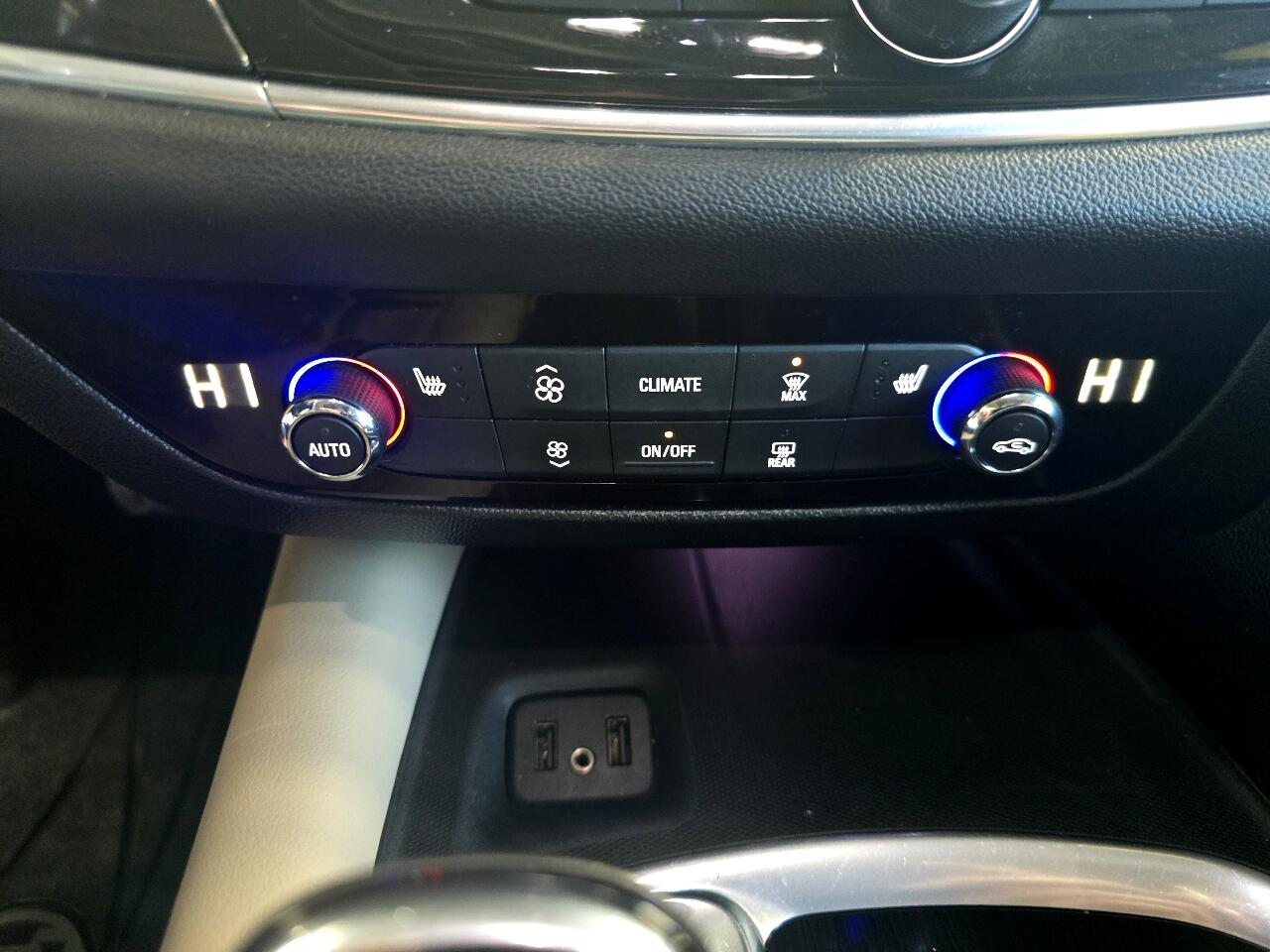 Buick Enclave AWD 4dr Essence 2019