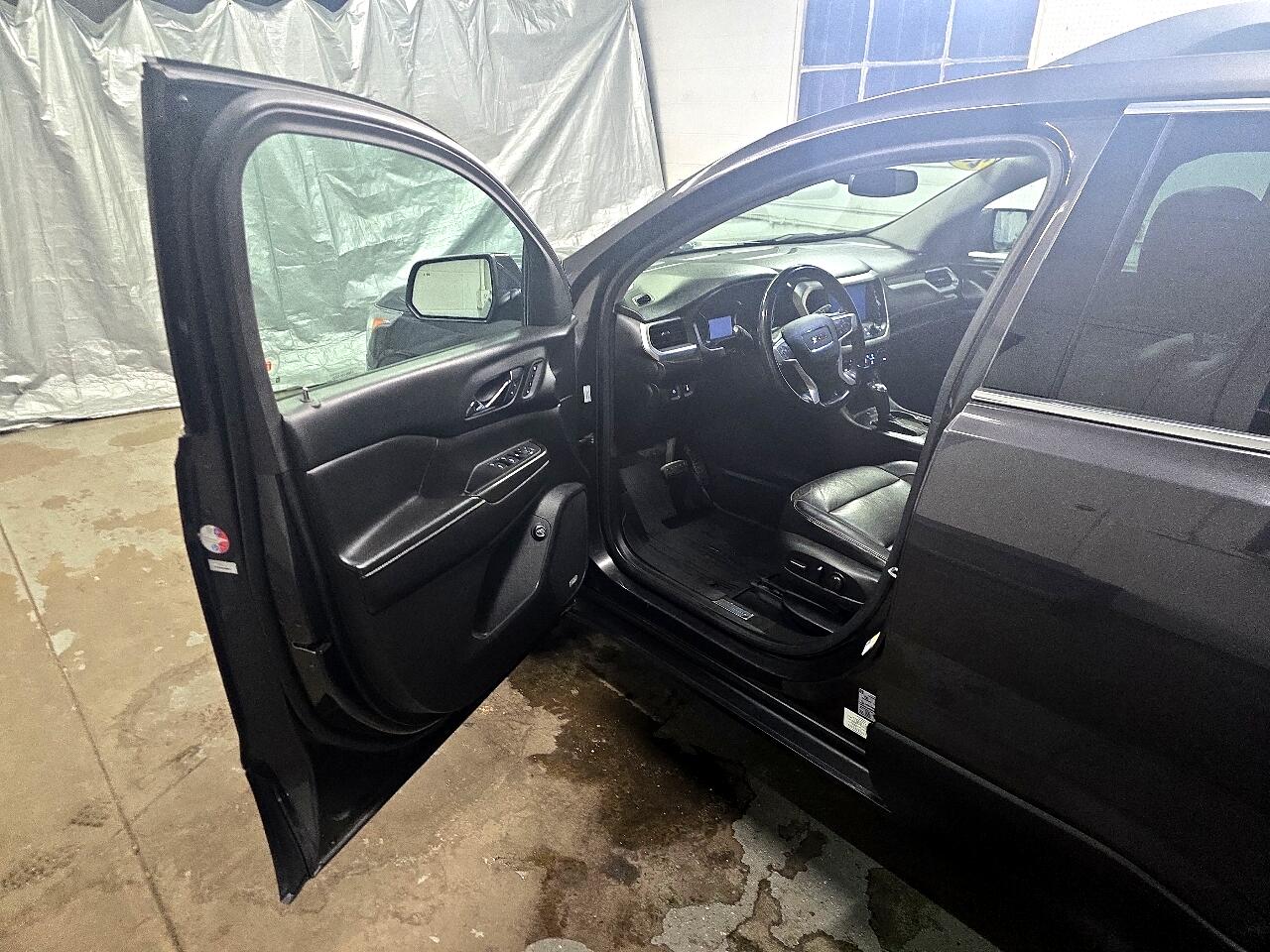 GMC Acadia AWD 4dr SLT w/SLT-2 2017