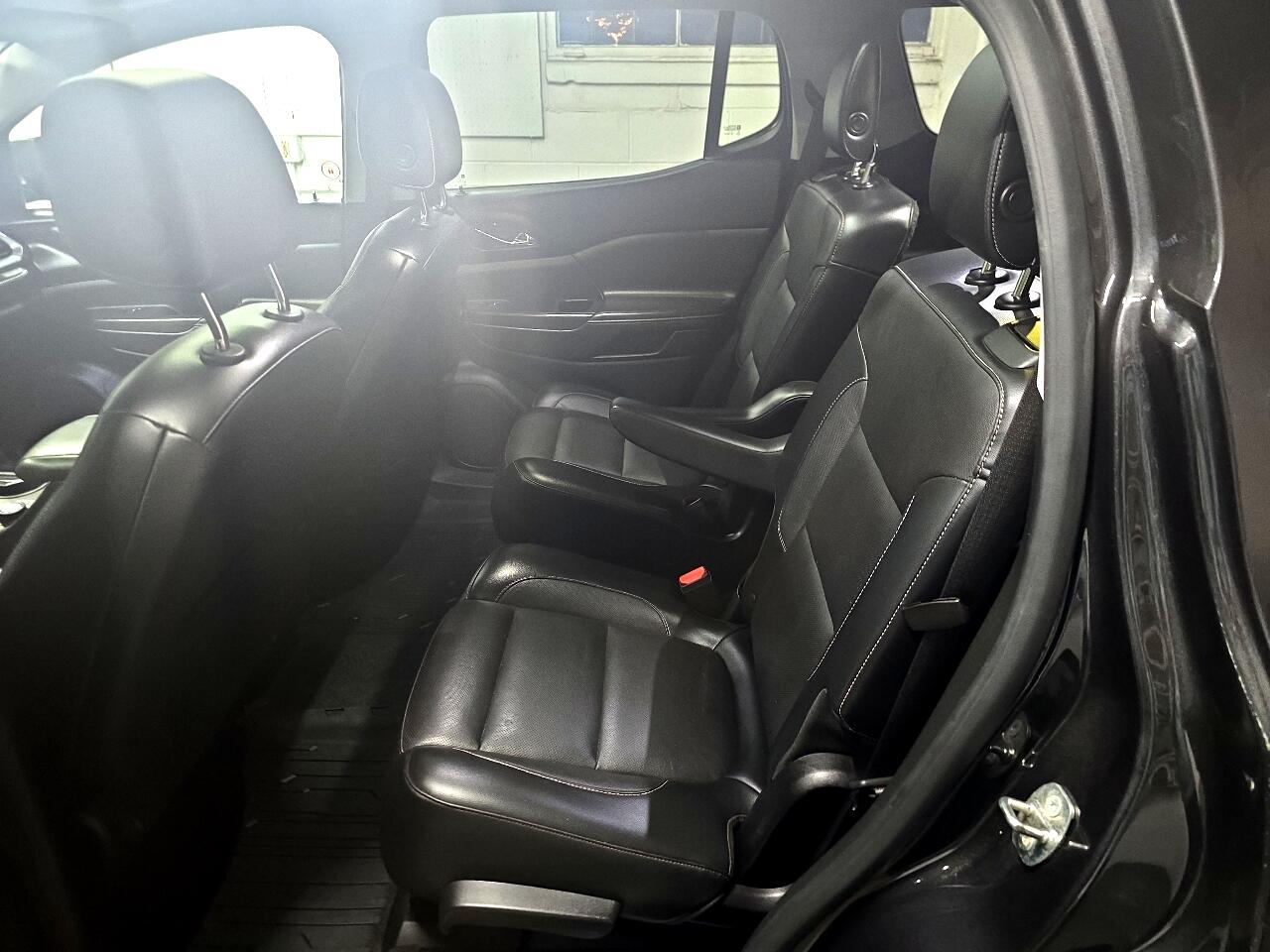 GMC Acadia AWD 4dr SLT w/SLT-2 2017