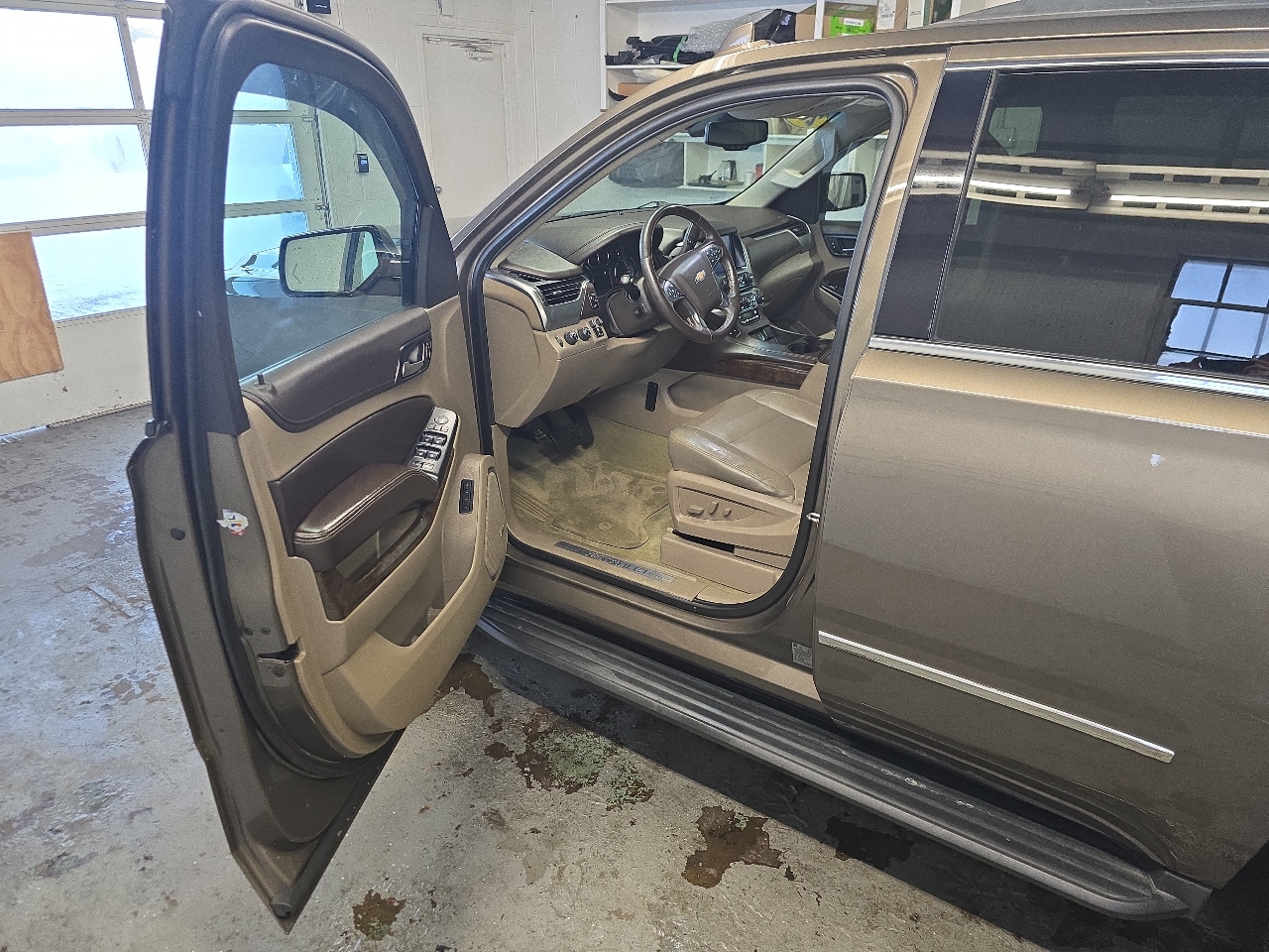 Chevrolet Tahoe 4WD 4dr LT 2016