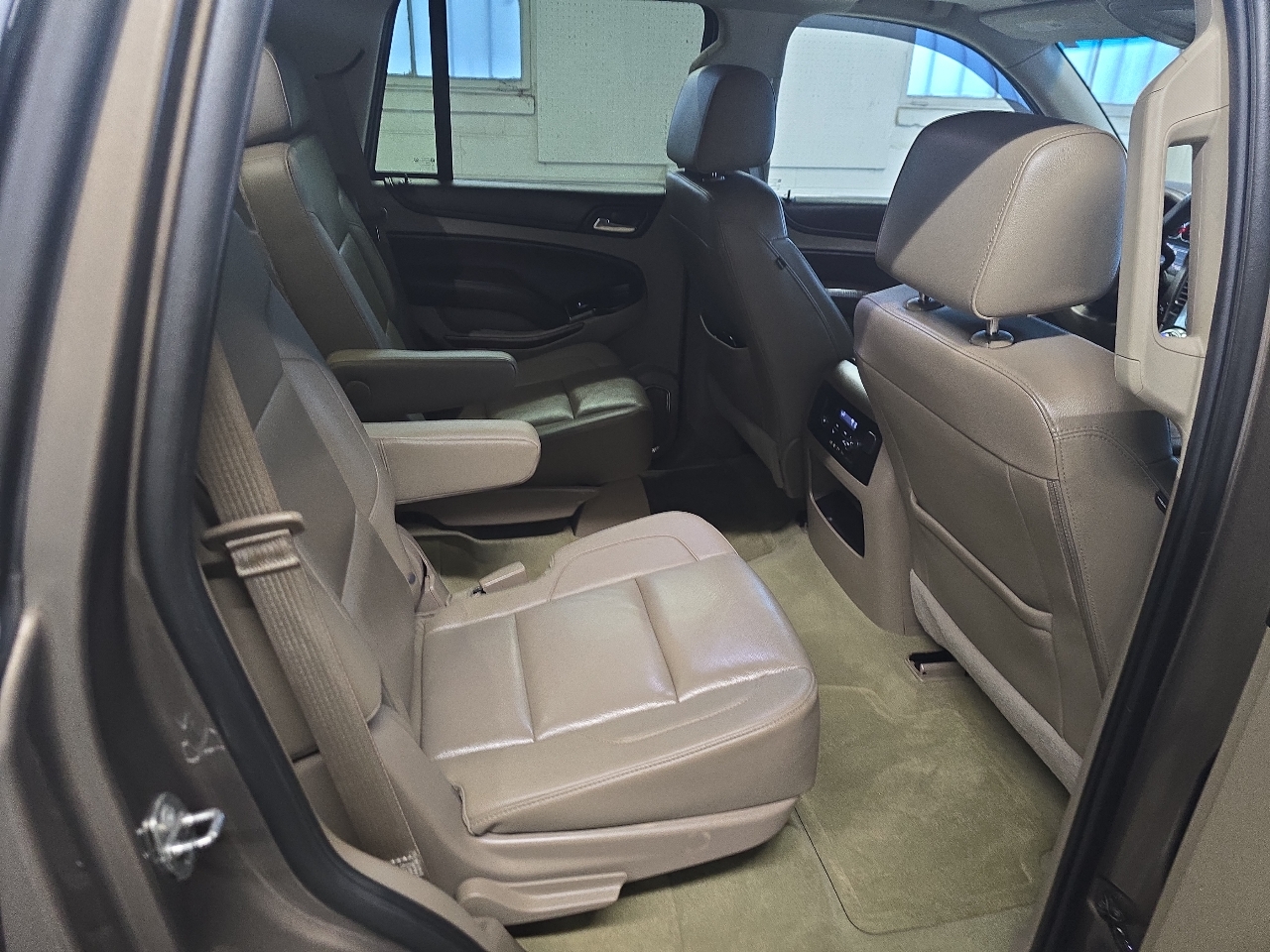 Chevrolet Tahoe 4WD 4dr LT 2016