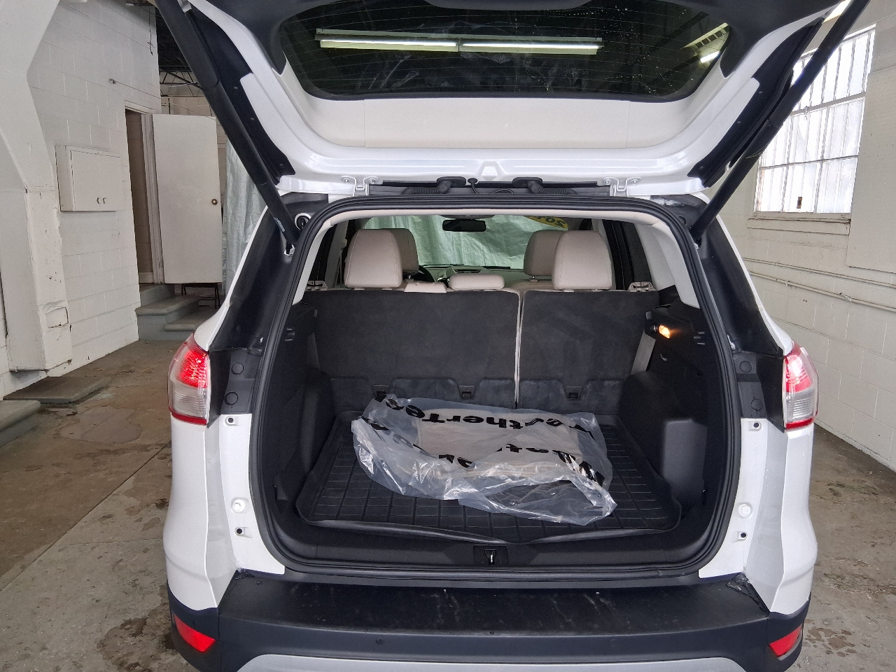 Ford Escape 4WD 4dr Titanium 2014