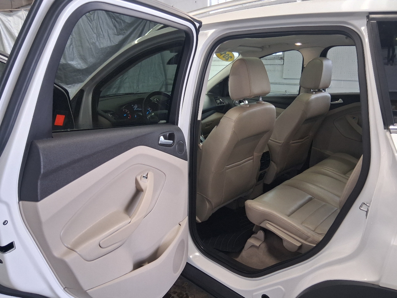 Ford Escape 4WD 4dr Titanium 2014