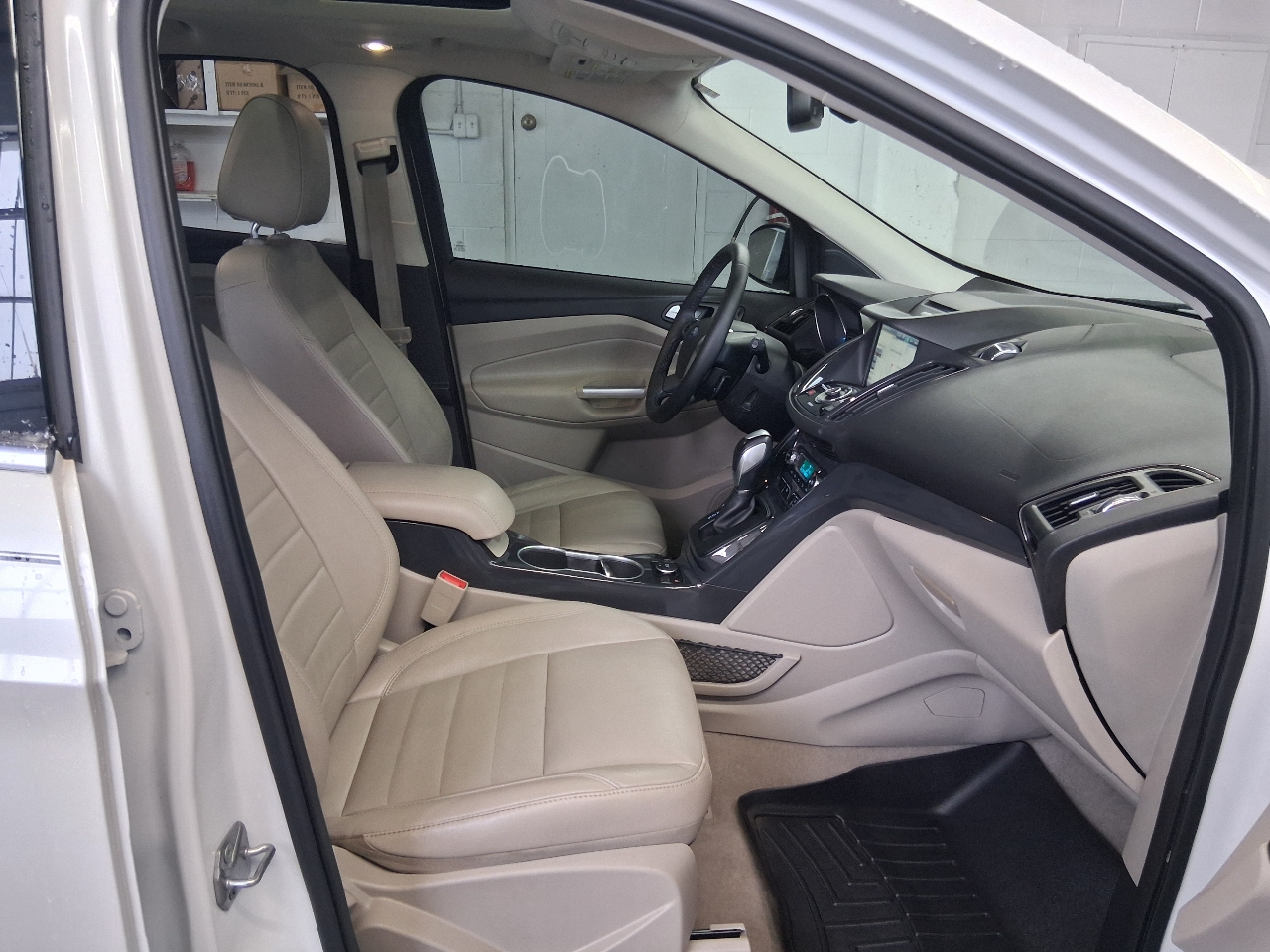 Ford Escape 4WD 4dr Titanium 2014