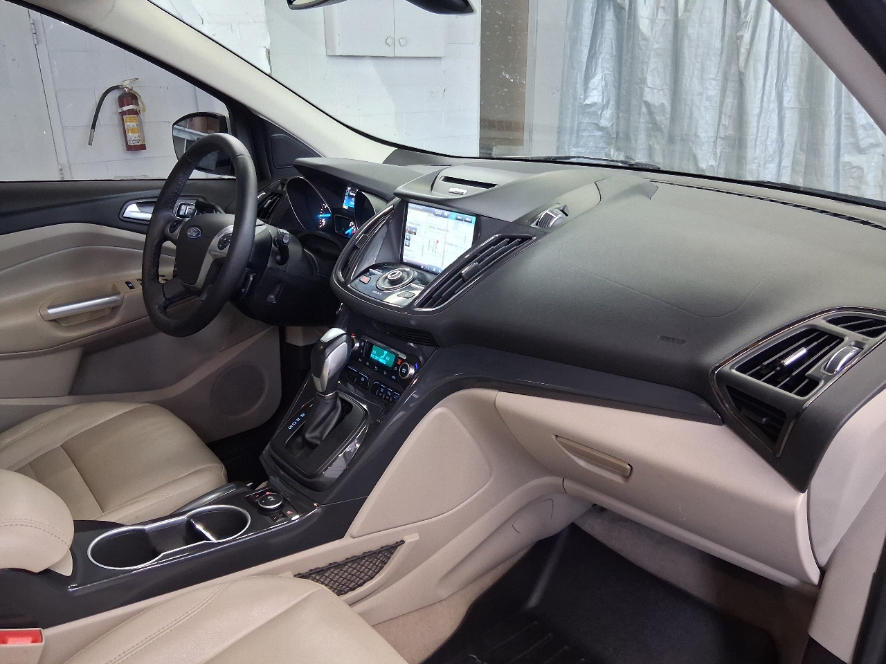 Ford Escape 4WD 4dr Titanium 2014