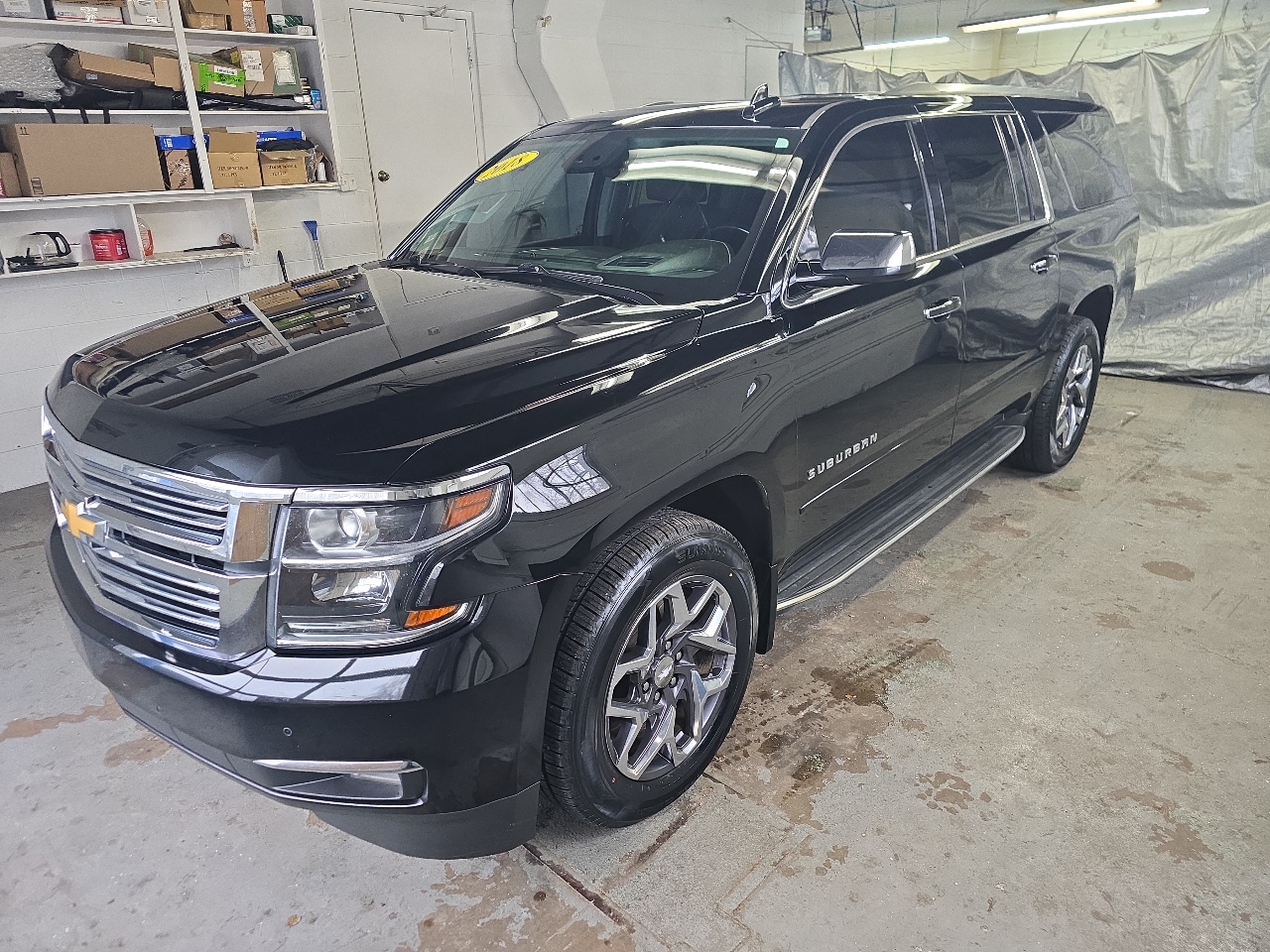 Chevrolet Suburban 4WD 4dr 1500 Premier 2018