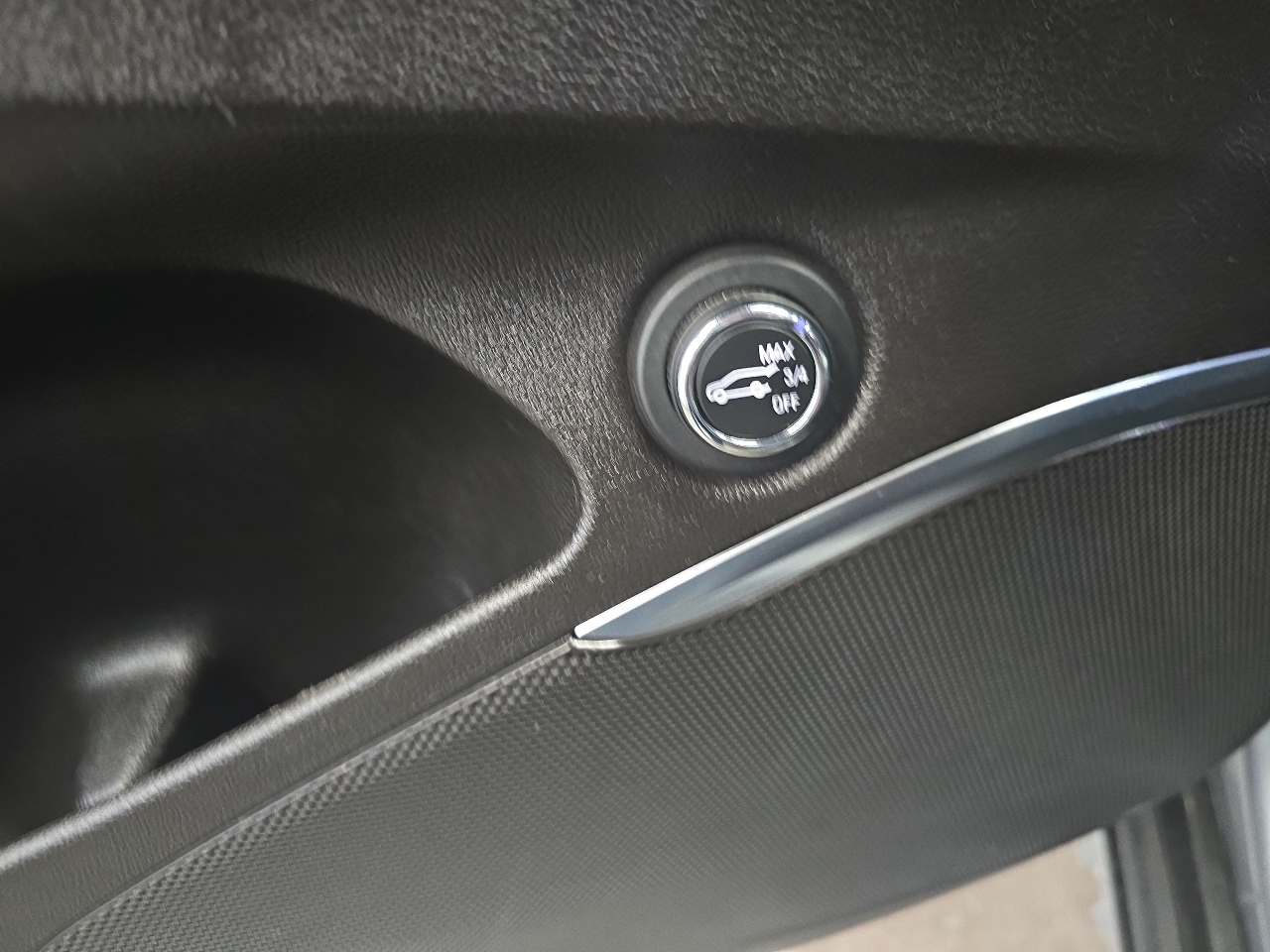 Buick Enclave AWD 4dr Essence 2019