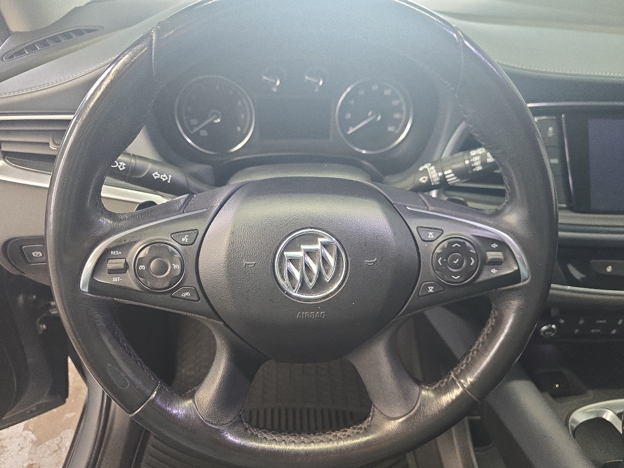 Buick Enclave AWD 4dr Essence 2019