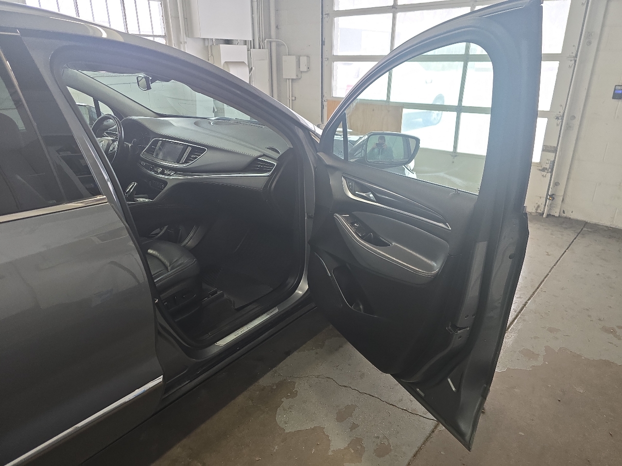 Buick Enclave AWD 4dr Essence 2019