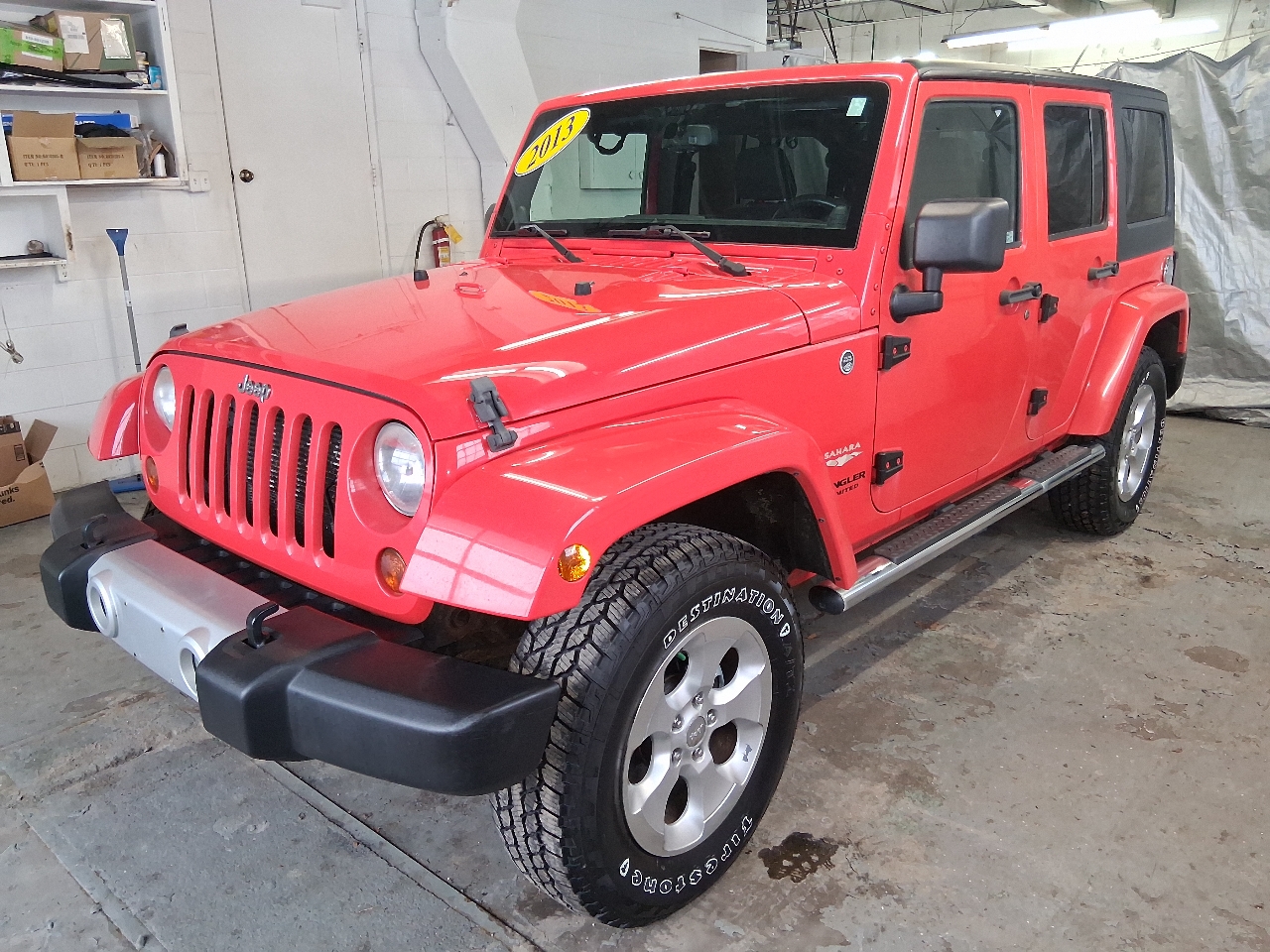 Jeep Wrangler Unlimited 4WD 4dr Sahara 2013