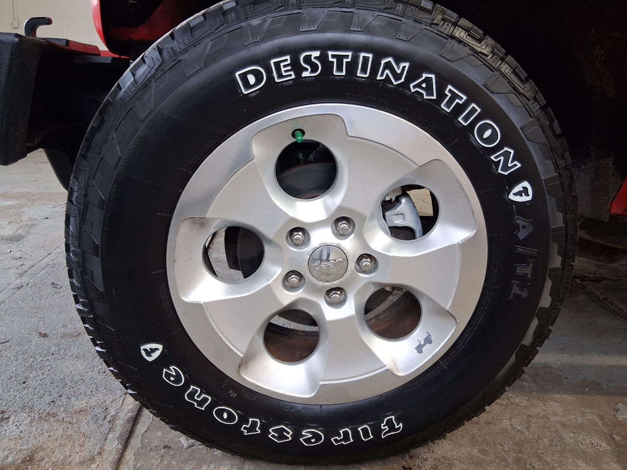 Jeep Wrangler Unlimited 4WD 4dr Sahara 2013