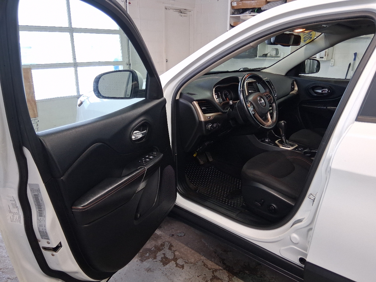 Jeep Cherokee 4WD 4dr 75th Anniversary *Ltd Avail* 2017