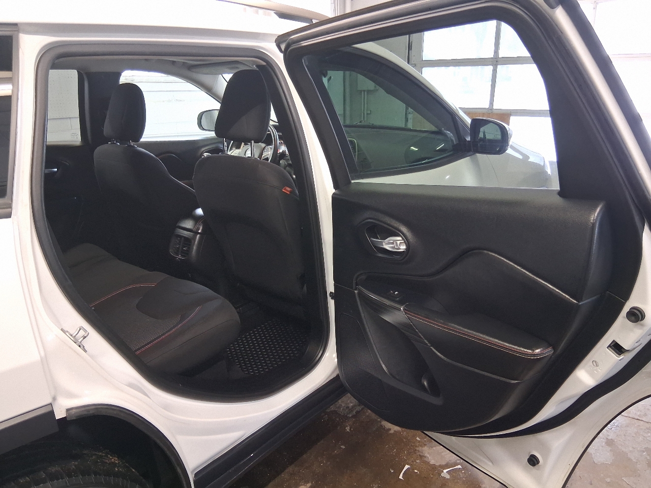 Jeep Cherokee 4WD 4dr 75th Anniversary *Ltd Avail* 2017