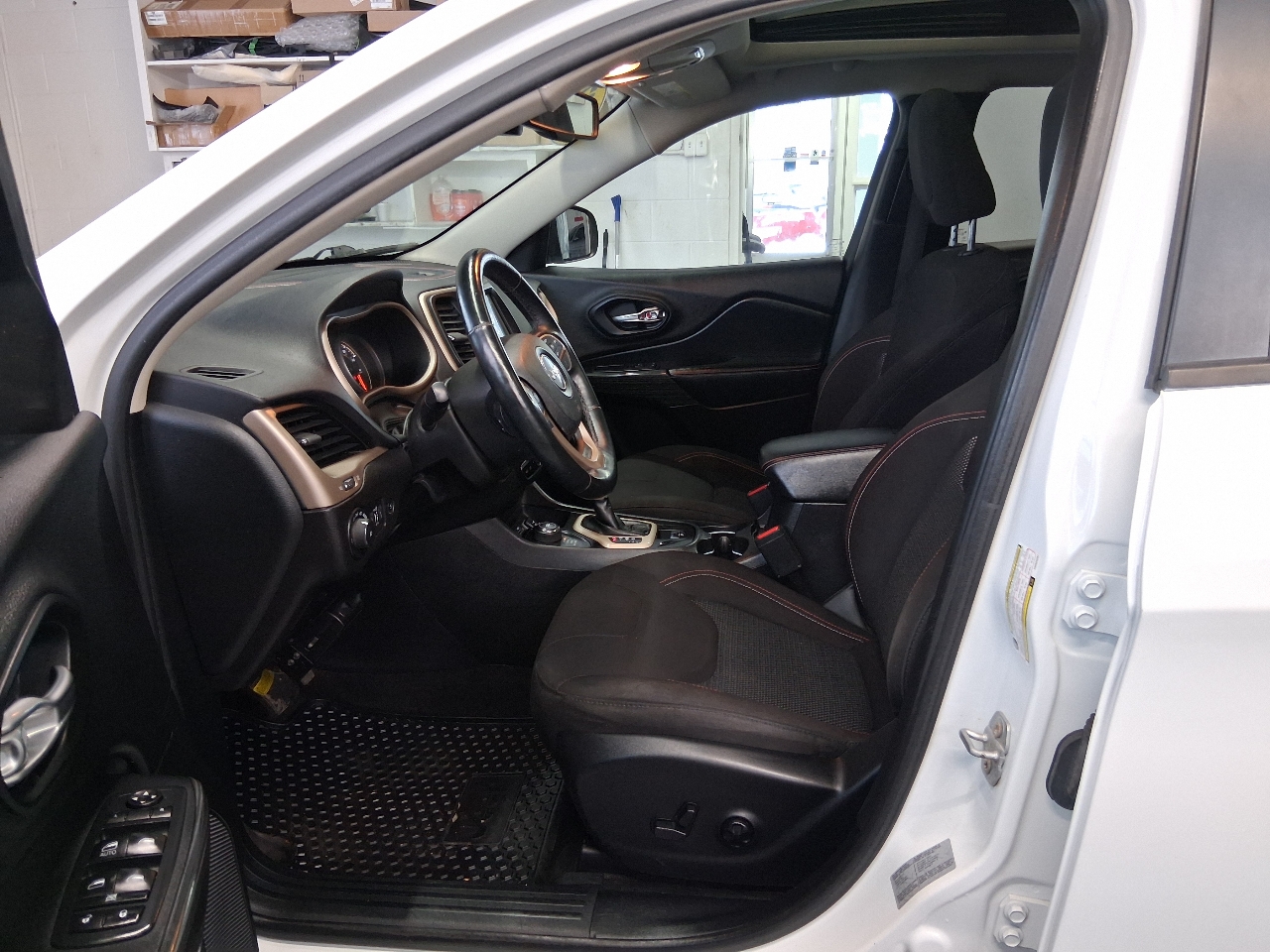 Jeep Cherokee 4WD 4dr 75th Anniversary *Ltd Avail* 2017