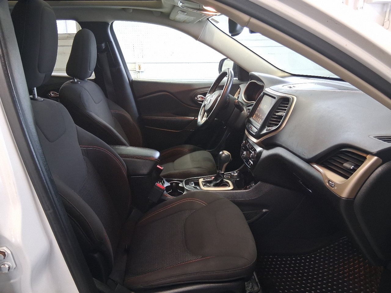 Jeep Cherokee 4WD 4dr 75th Anniversary *Ltd Avail* 2017