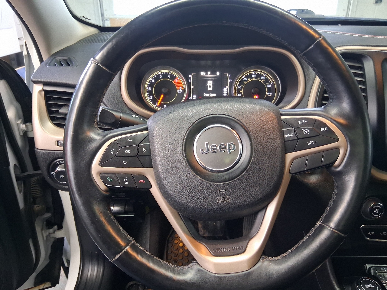 Jeep Cherokee 4WD 4dr 75th Anniversary *Ltd Avail* 2017