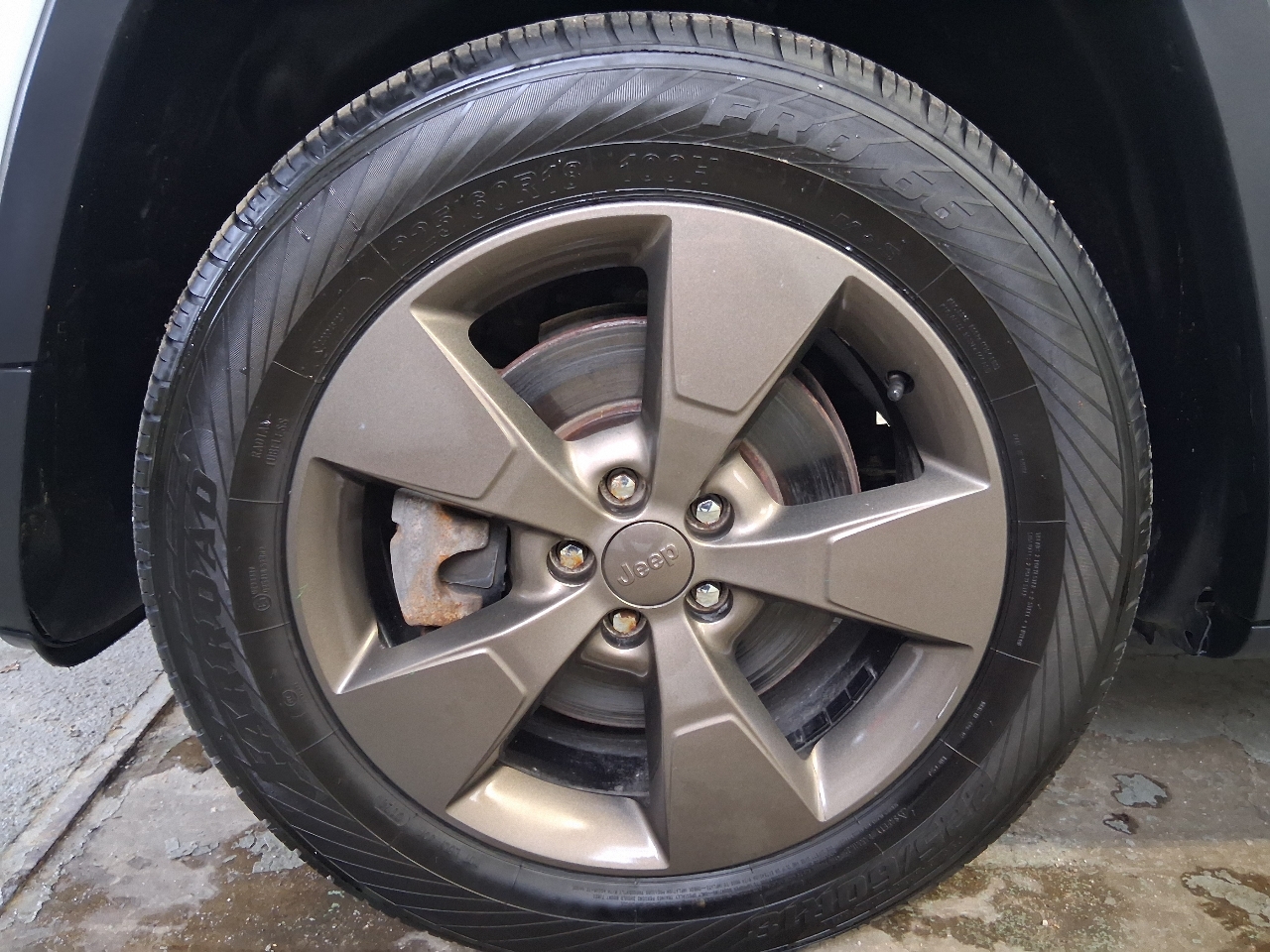 Jeep Cherokee 4WD 4dr 75th Anniversary *Ltd Avail* 2017