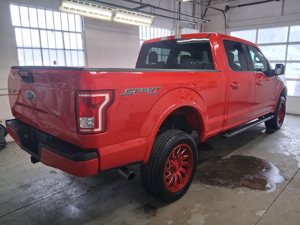 Ford F-150 4WD SuperCrew 145" XLT 2016