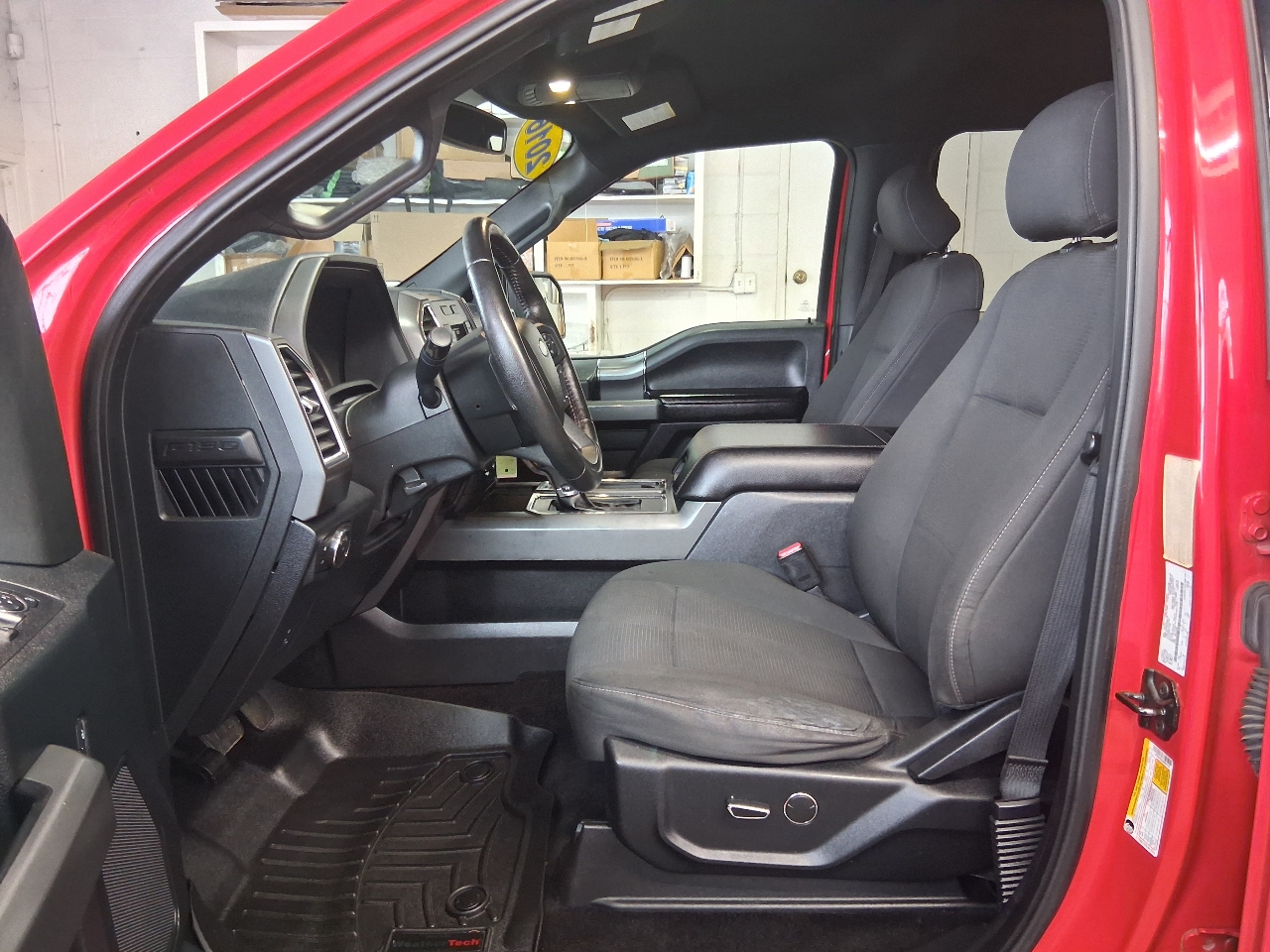 Ford F-150 4WD SuperCrew 145" XLT 2016