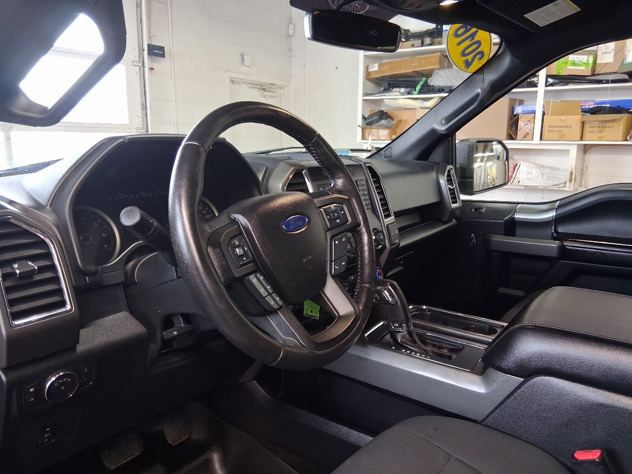 Ford F-150 4WD SuperCrew 145" XLT 2016