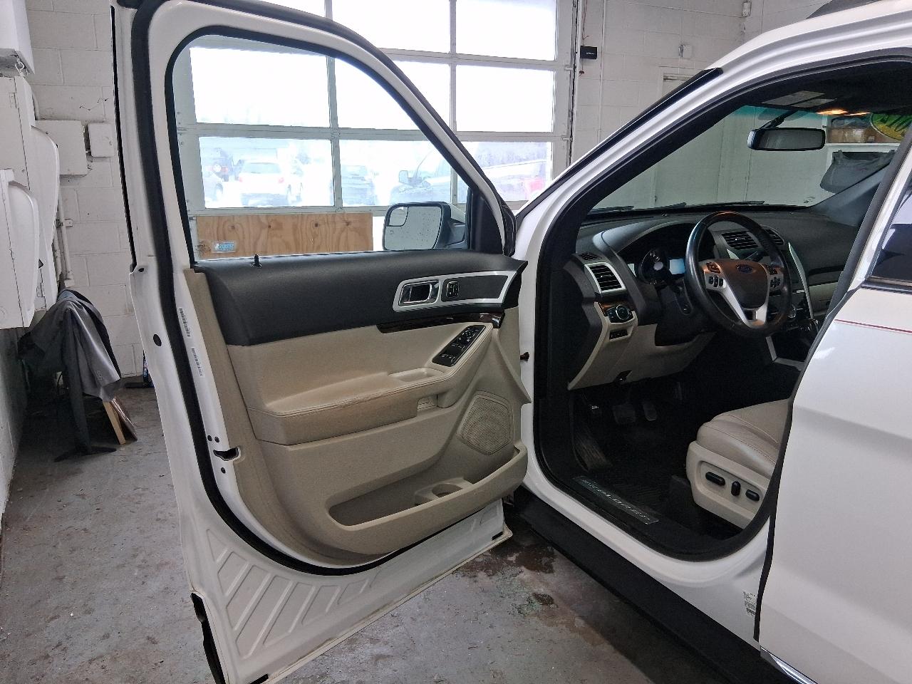 Ford Explorer 4WD 4dr Limited 2012