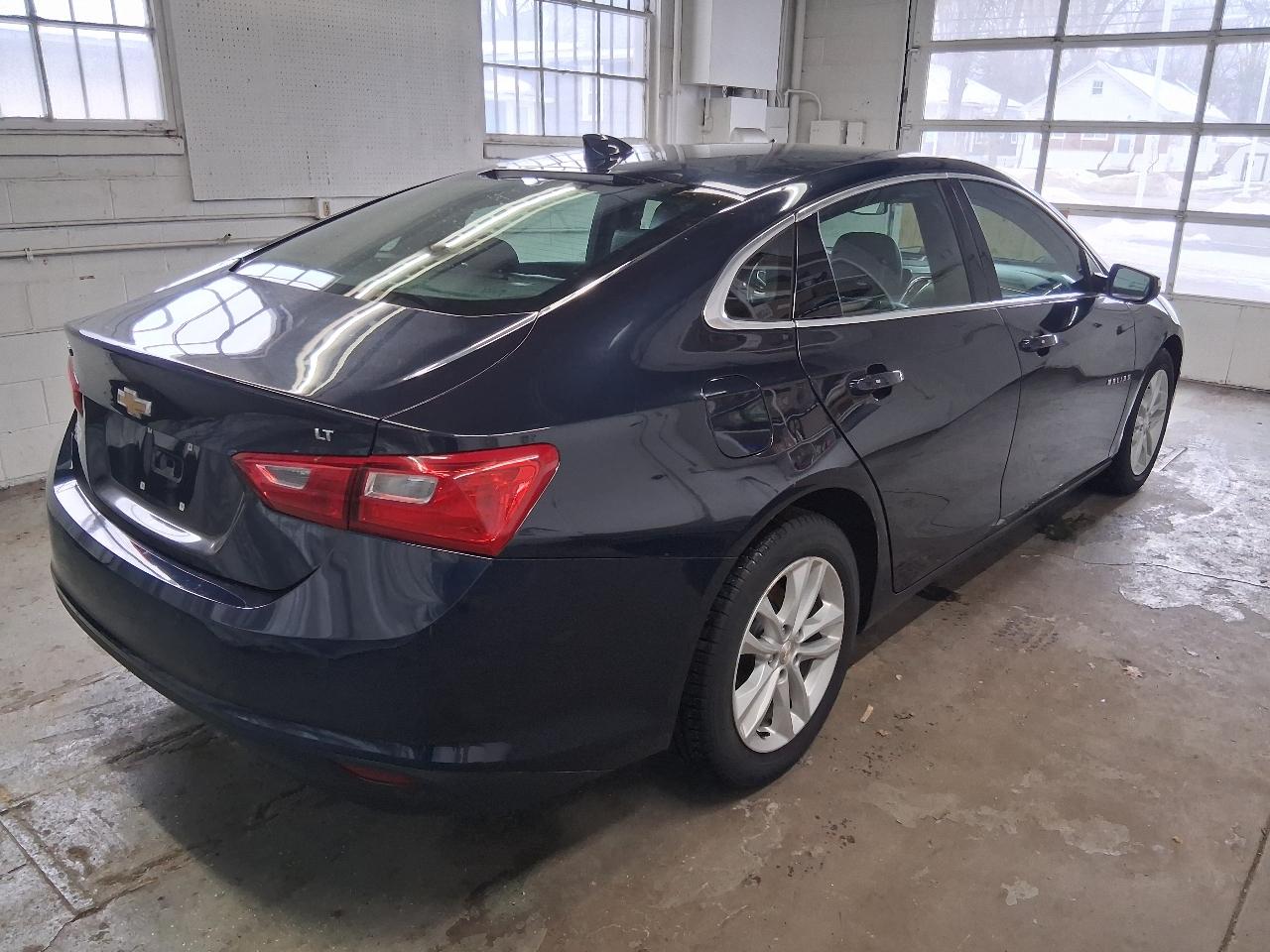 Chevrolet Malibu 4dr Sdn LT w/1LT 2017