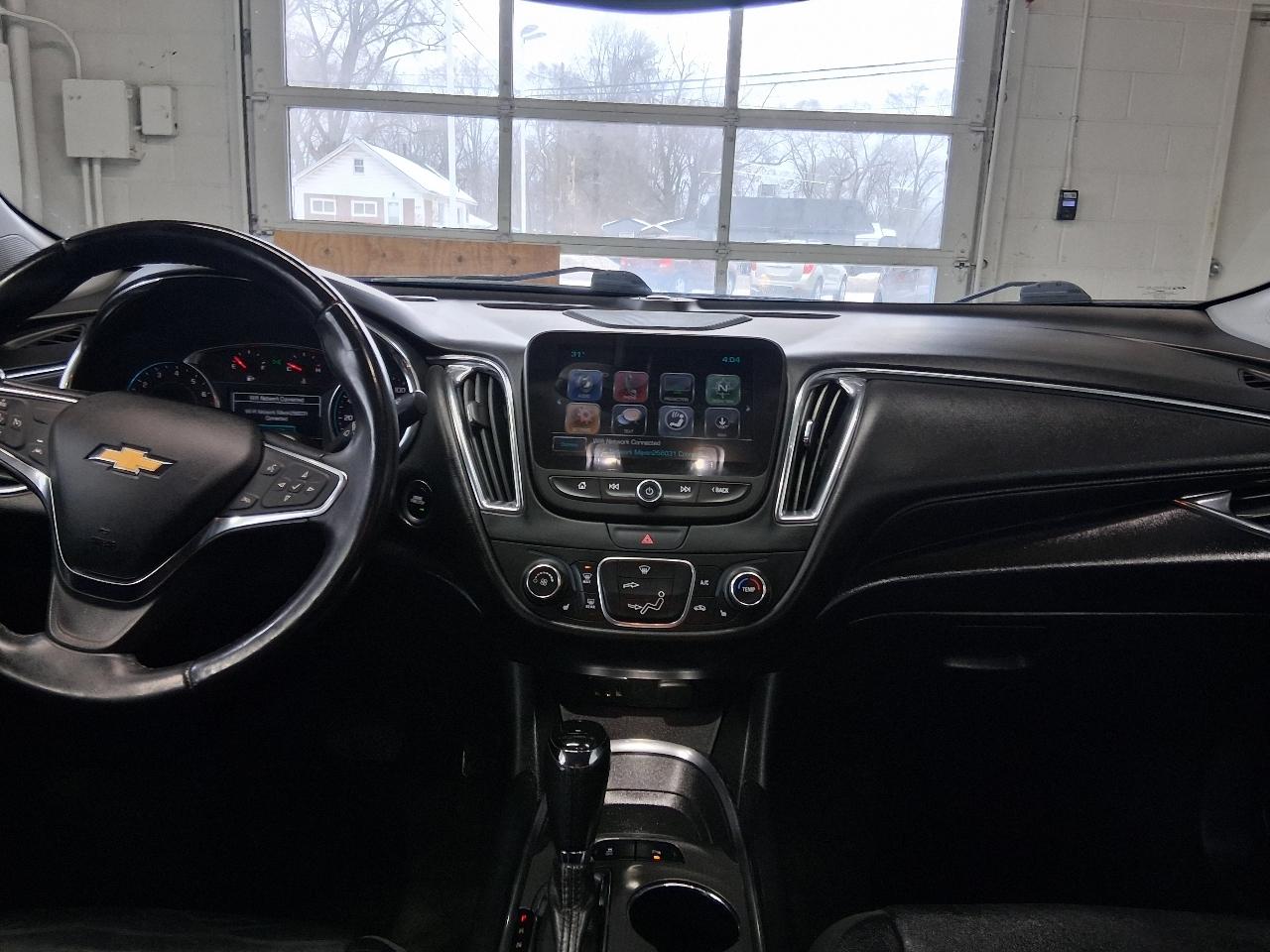 Chevrolet Malibu 4dr Sdn LT w/1LT 2017