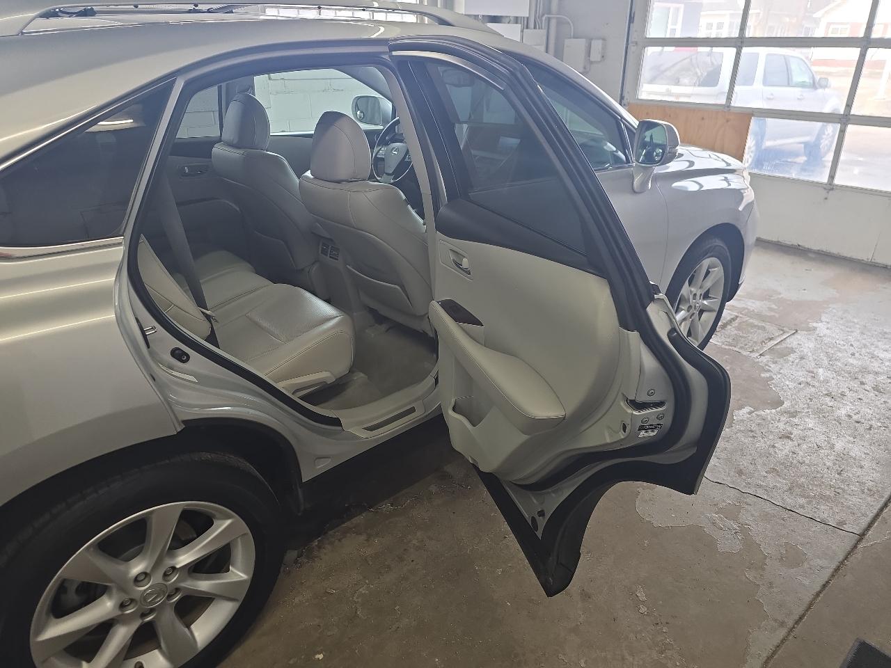 Lexus RX 350 AWD 4dr 2012