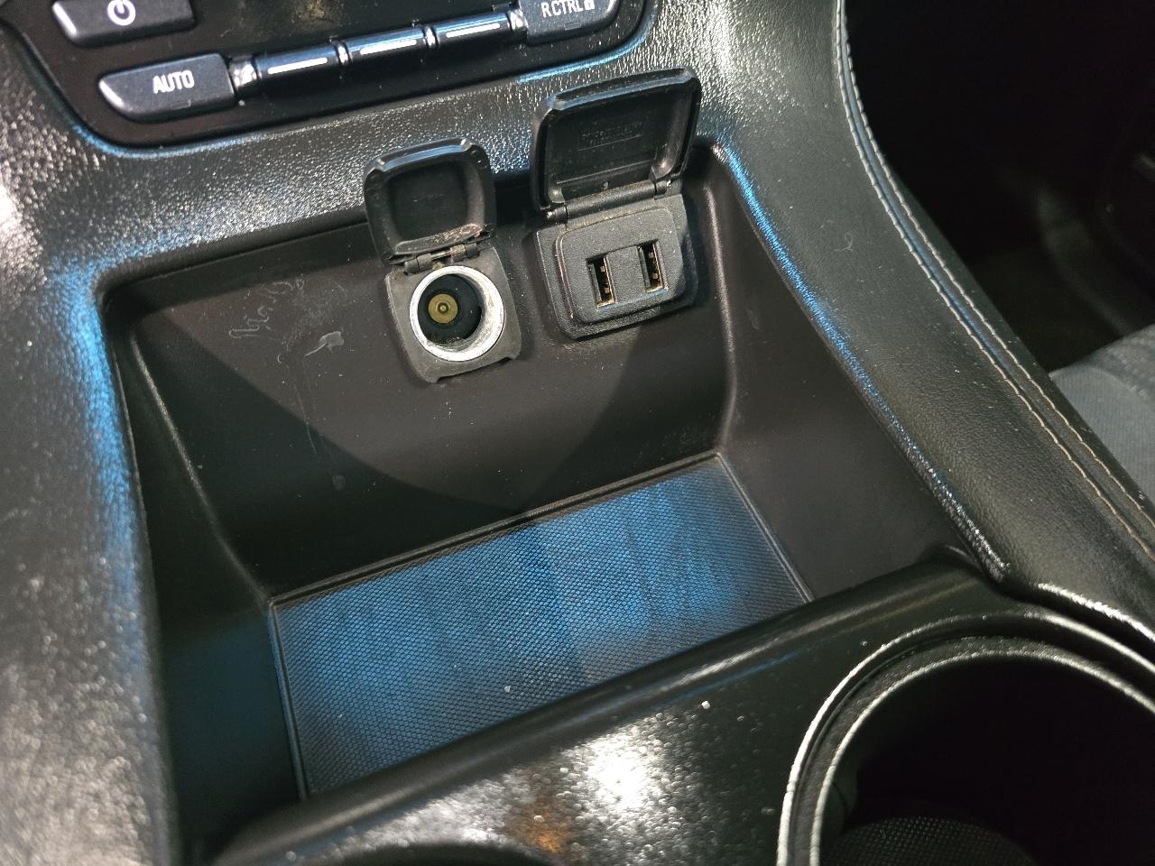 GMC Yukon 4WD 4dr SLE 2017