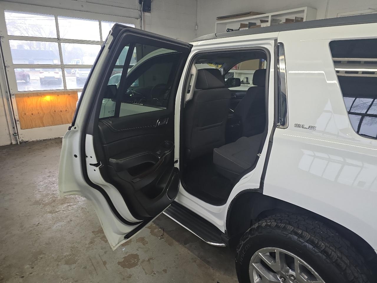 GMC Yukon 4WD 4dr SLE 2017