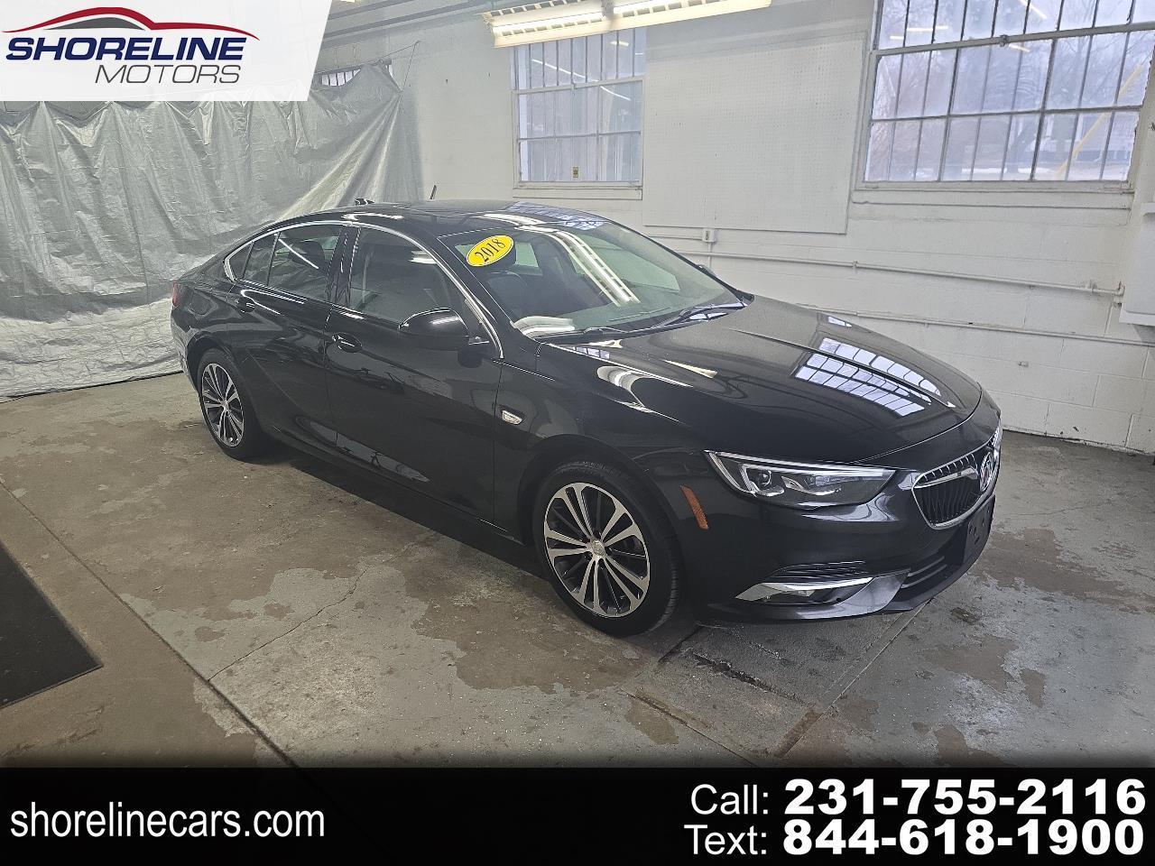 Buick Regal Sportback 4dr Sdn Essence AWD 2018