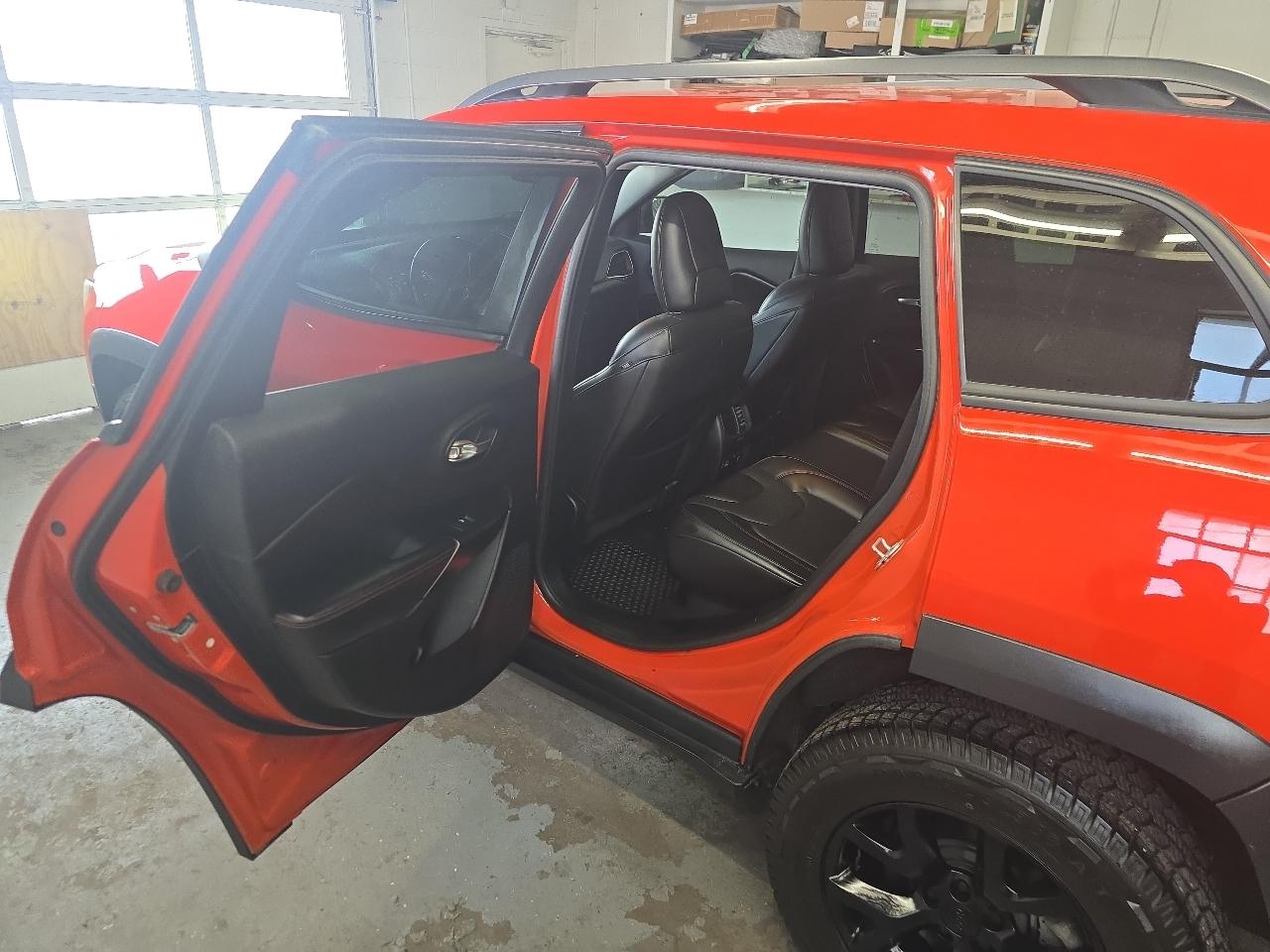 Jeep Cherokee Trailhawk Elite 4x4 2021