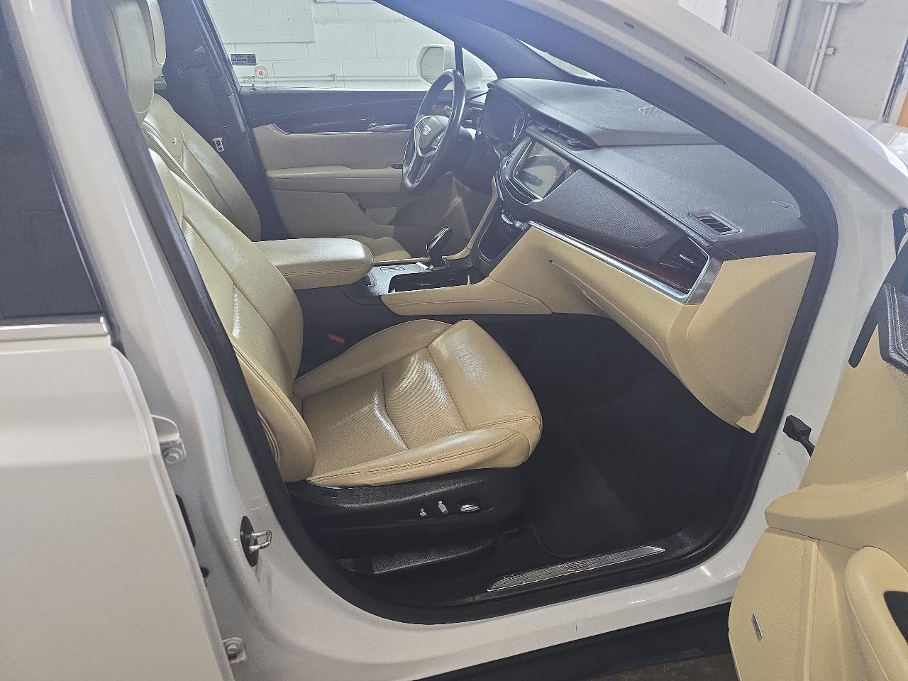 Cadillac XT5 AWD 4dr Luxury 2018