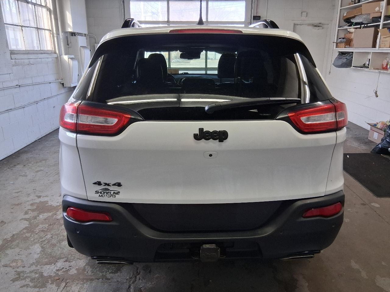 Jeep Cherokee 4WD 4dr Limited 2016