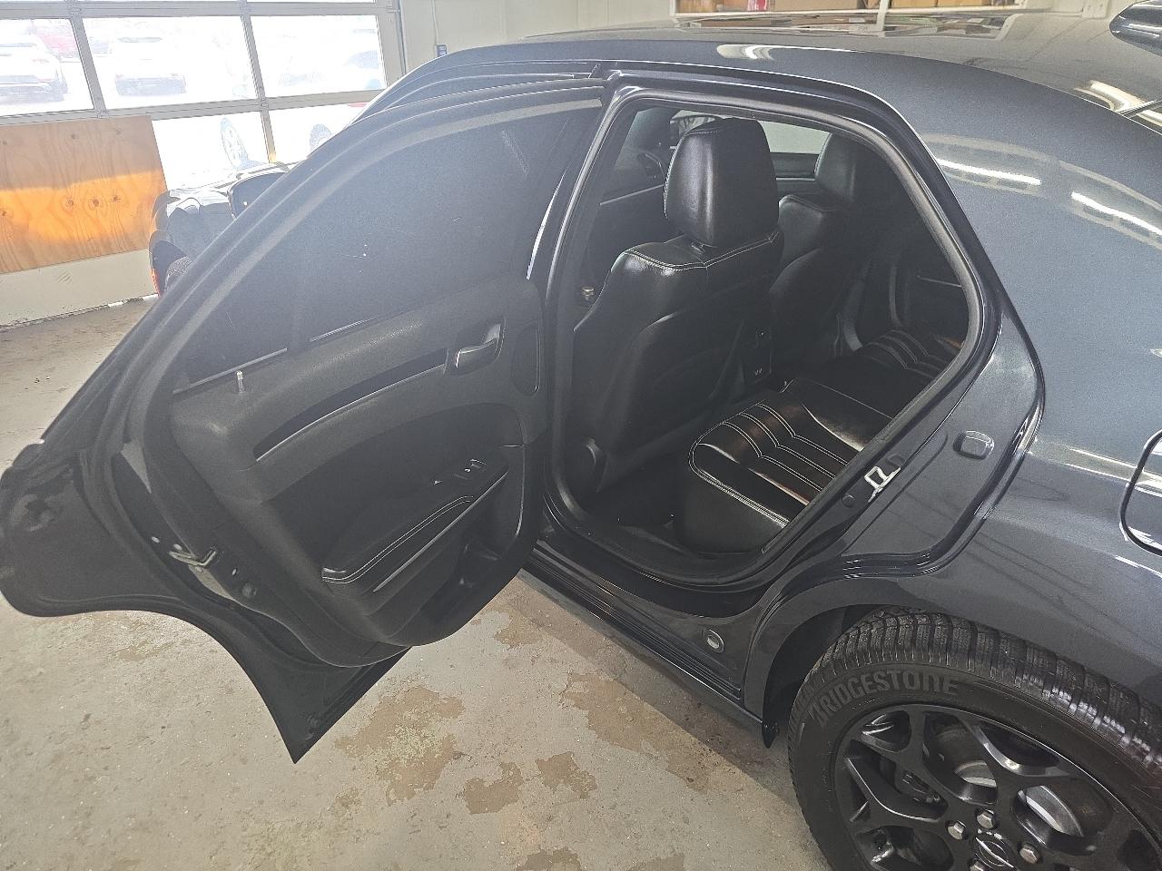 Chrysler 300 300S AWD 2019