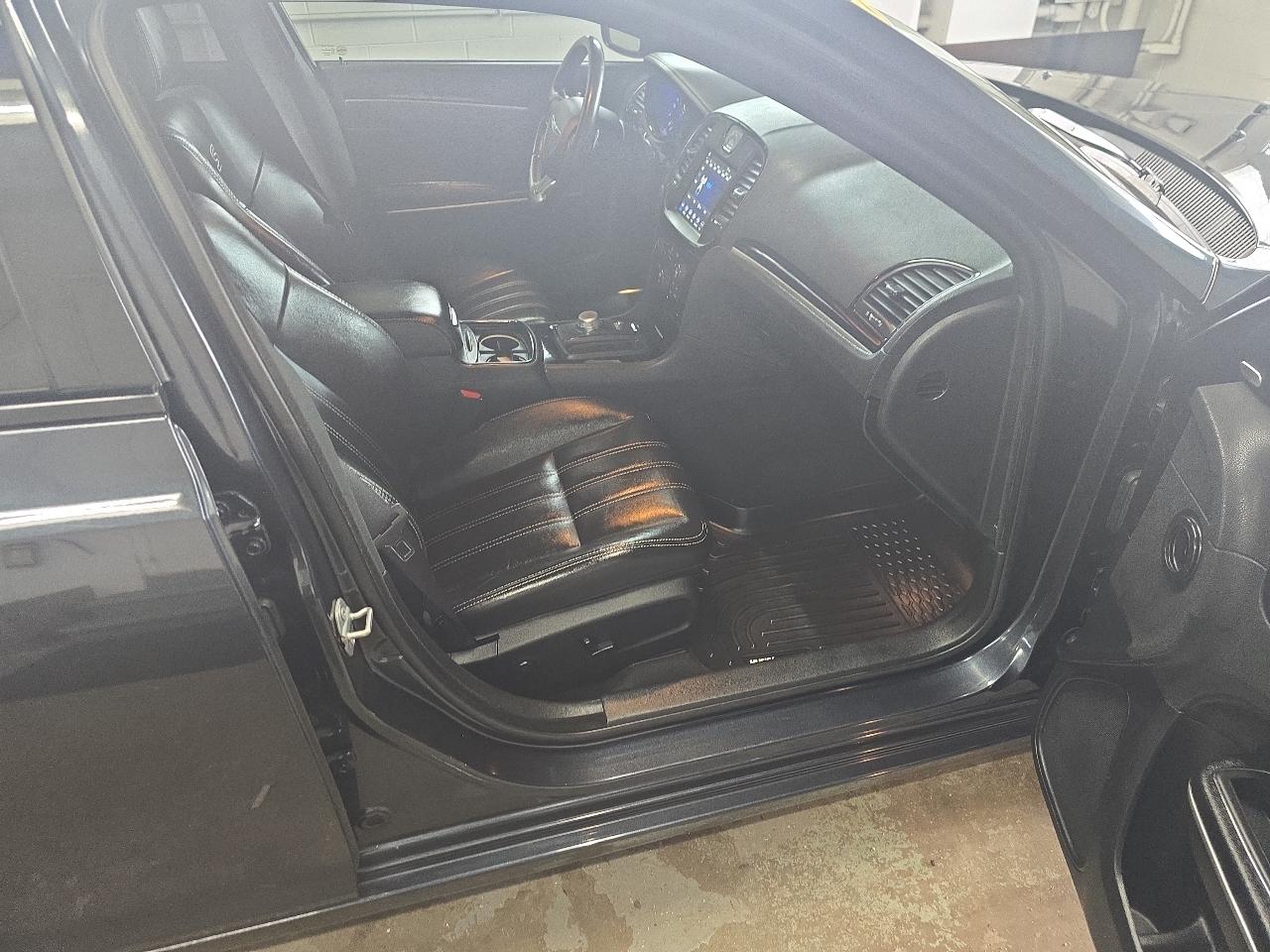 Chrysler 300 300S AWD 2019