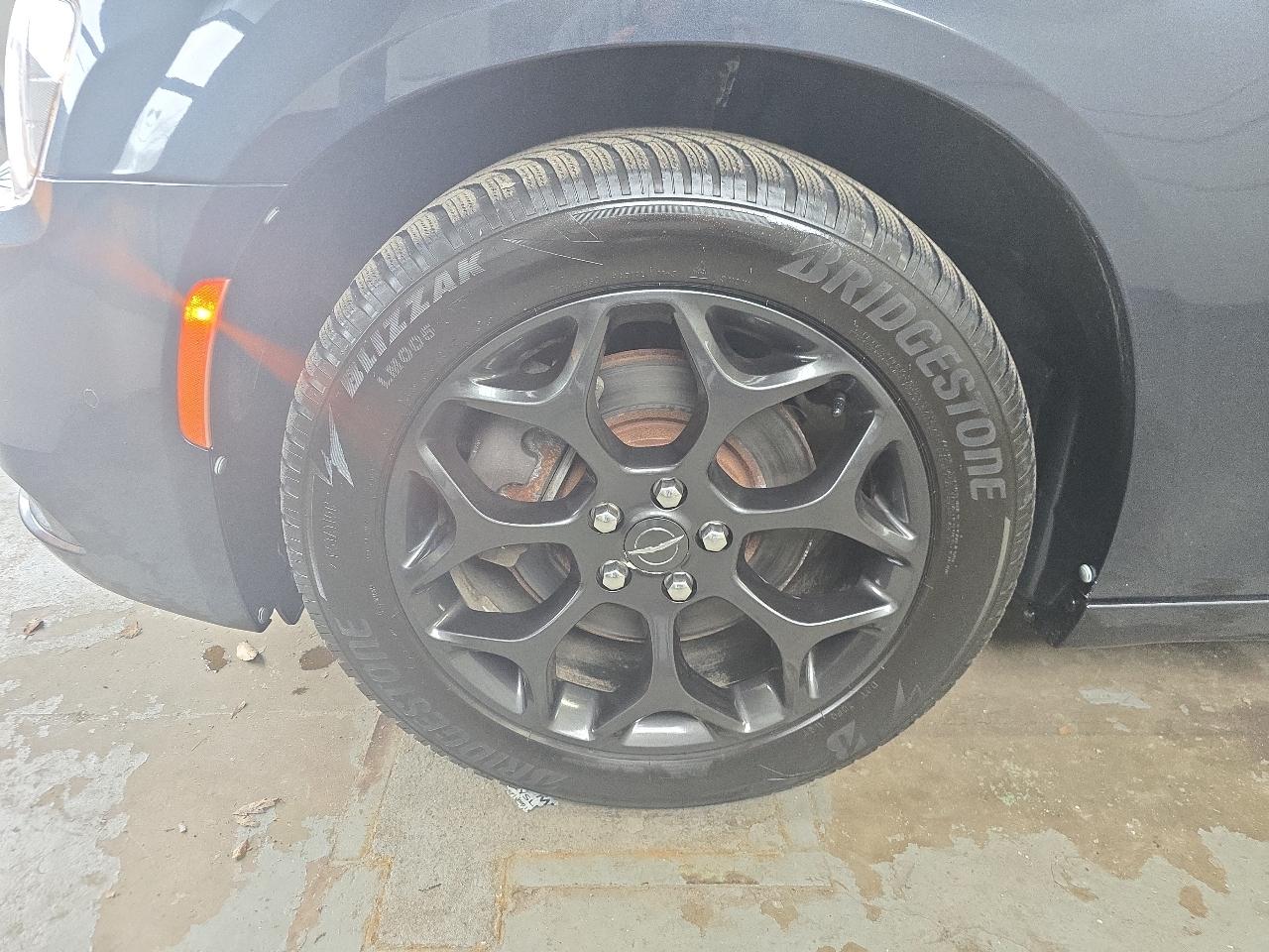 Chrysler 300 300S AWD 2019