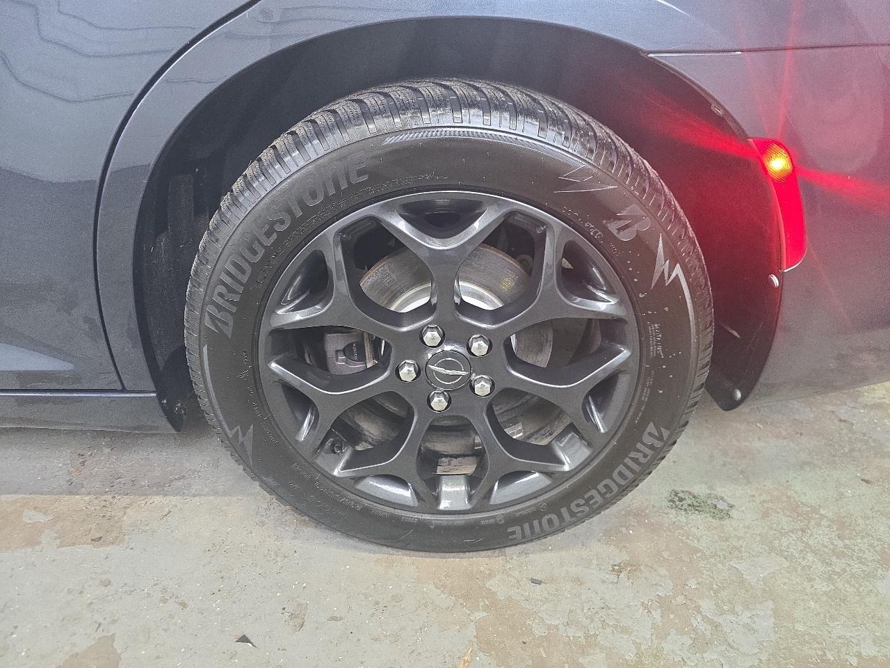 Chrysler 300 300S AWD 2019