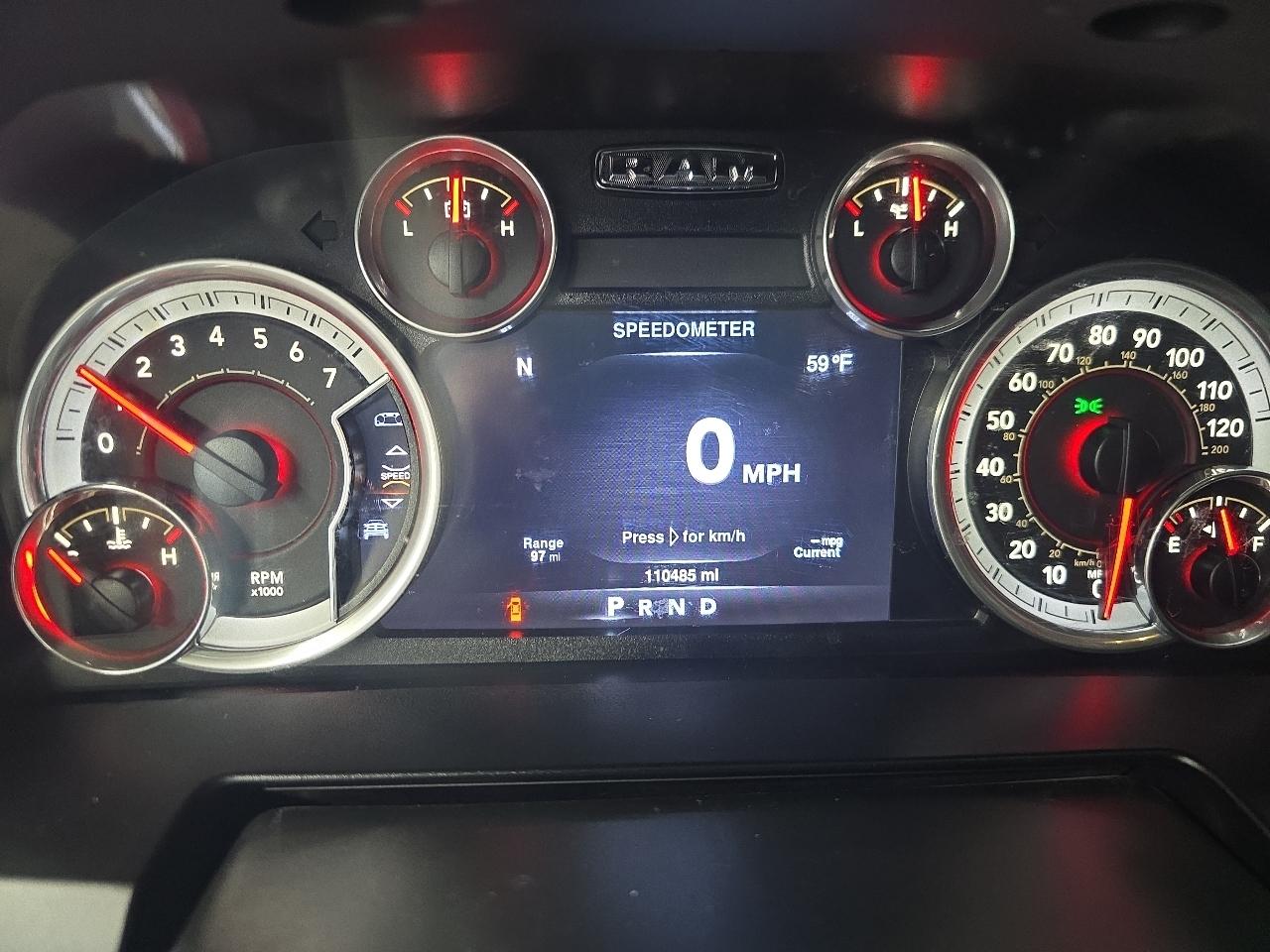 RAM 1500 4WD Quad Cab 140.5" Sport 2015