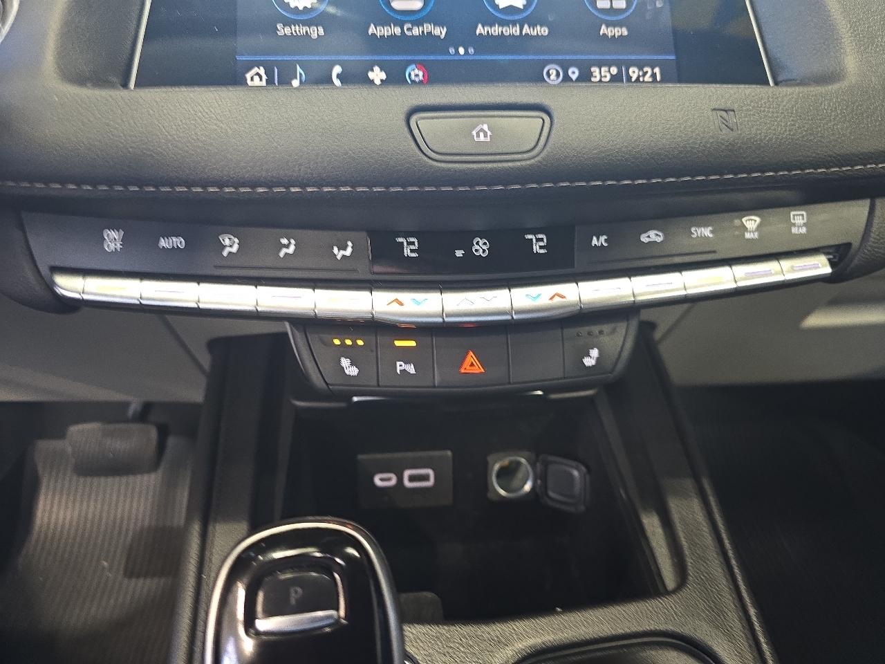 Cadillac XT4 AWD 4dr Luxury 2021